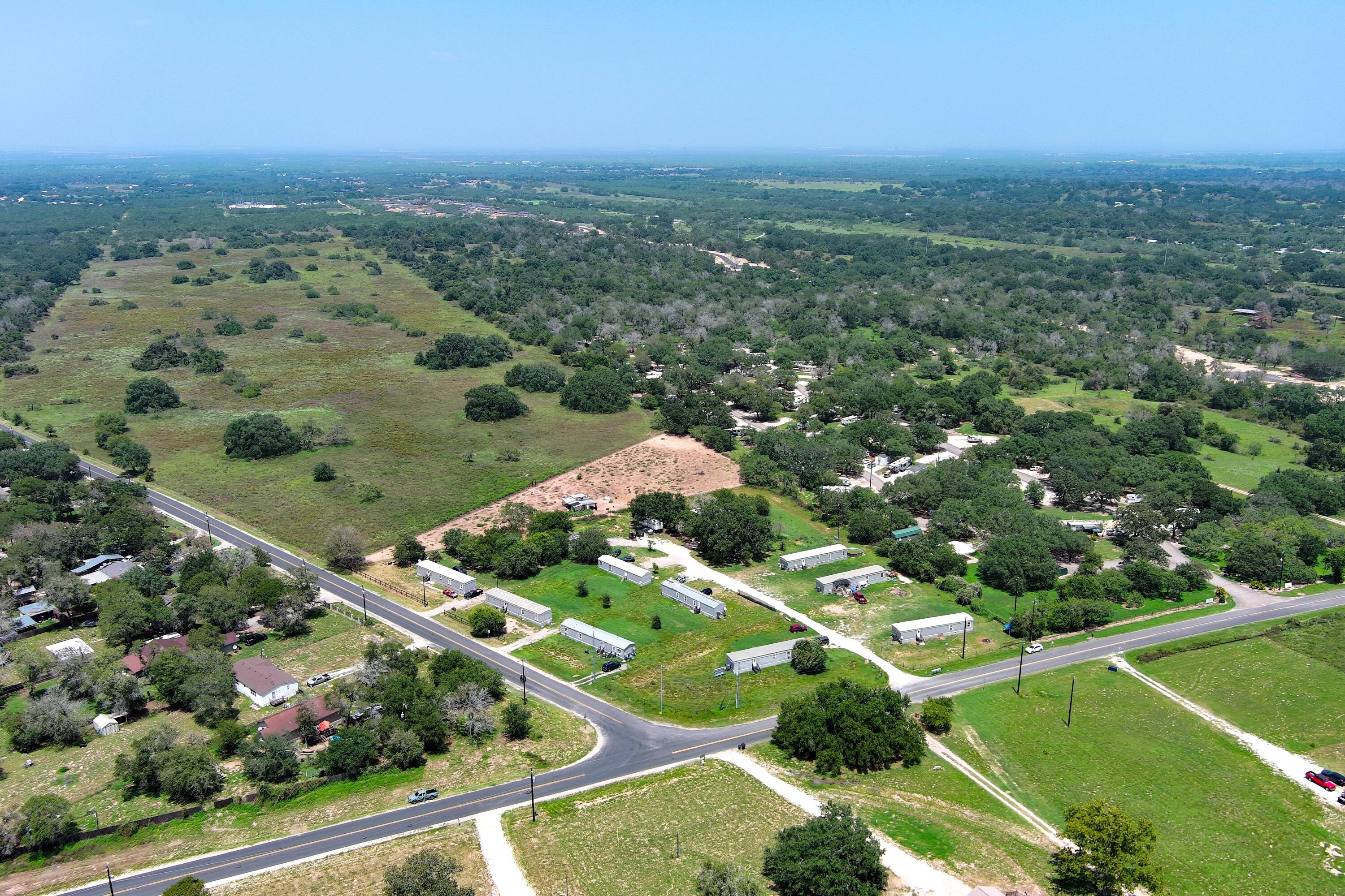 143 County Road 7718, Devine, TX 78016
