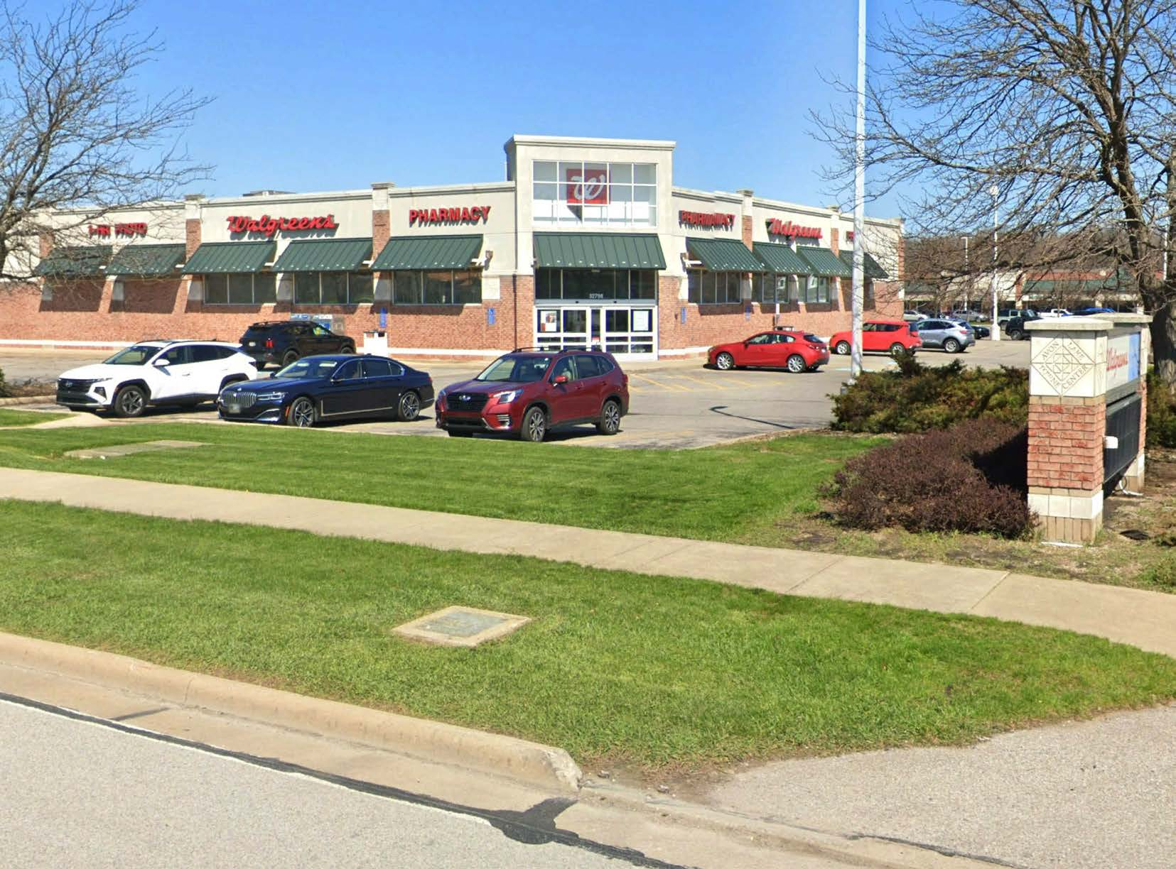 32798 Walker Rd, Avon Lake, OH 44012