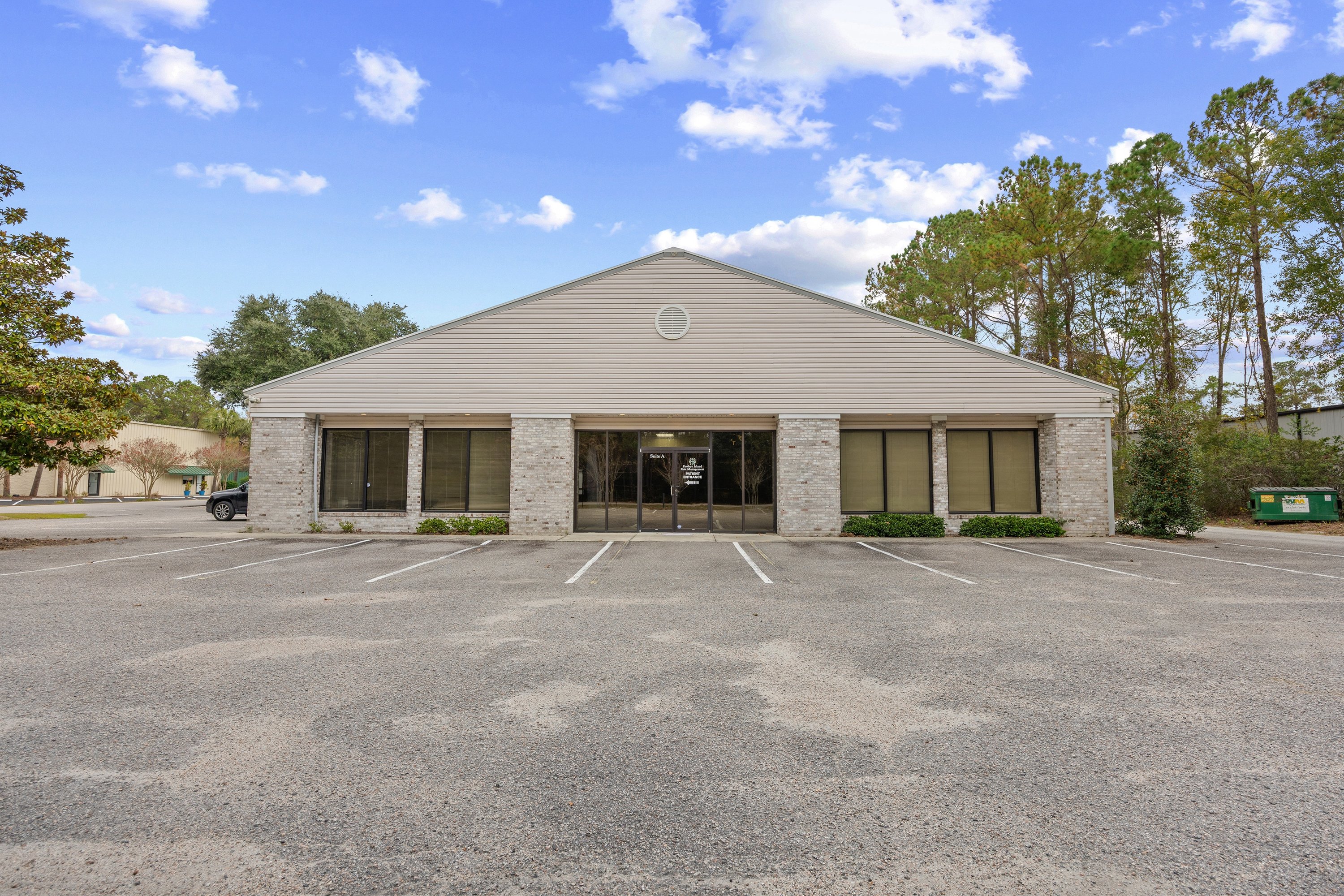 313 Commerce Dr, Pawleys Island, SC 29585