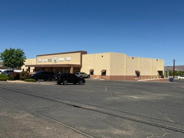 2701 East Andy Devine Ave, Kingman, AZ 86401