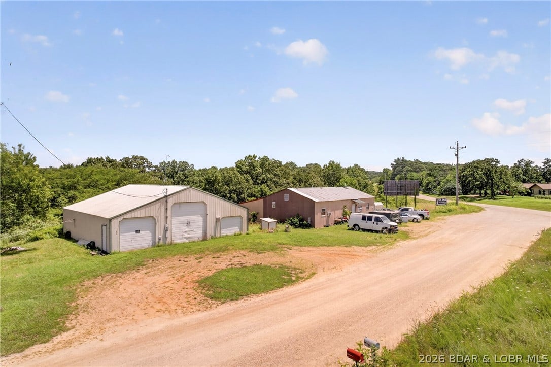 702 Bear Creek Rd, Brumley, MO 65017