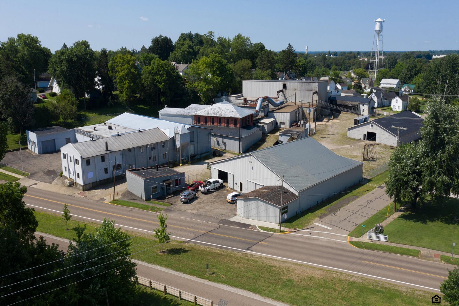 283 N Main St, Fredericktown, OH 43019