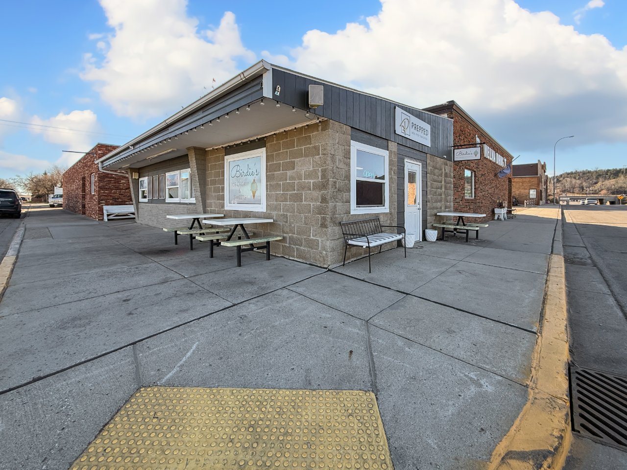 22 Main St, Velva, ND 58790