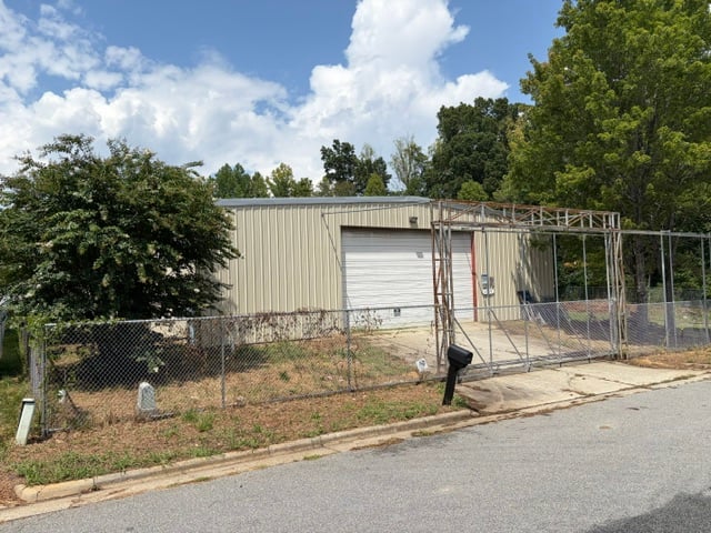 2329 Joe Brown Dr, Greensboro, NC 27405
