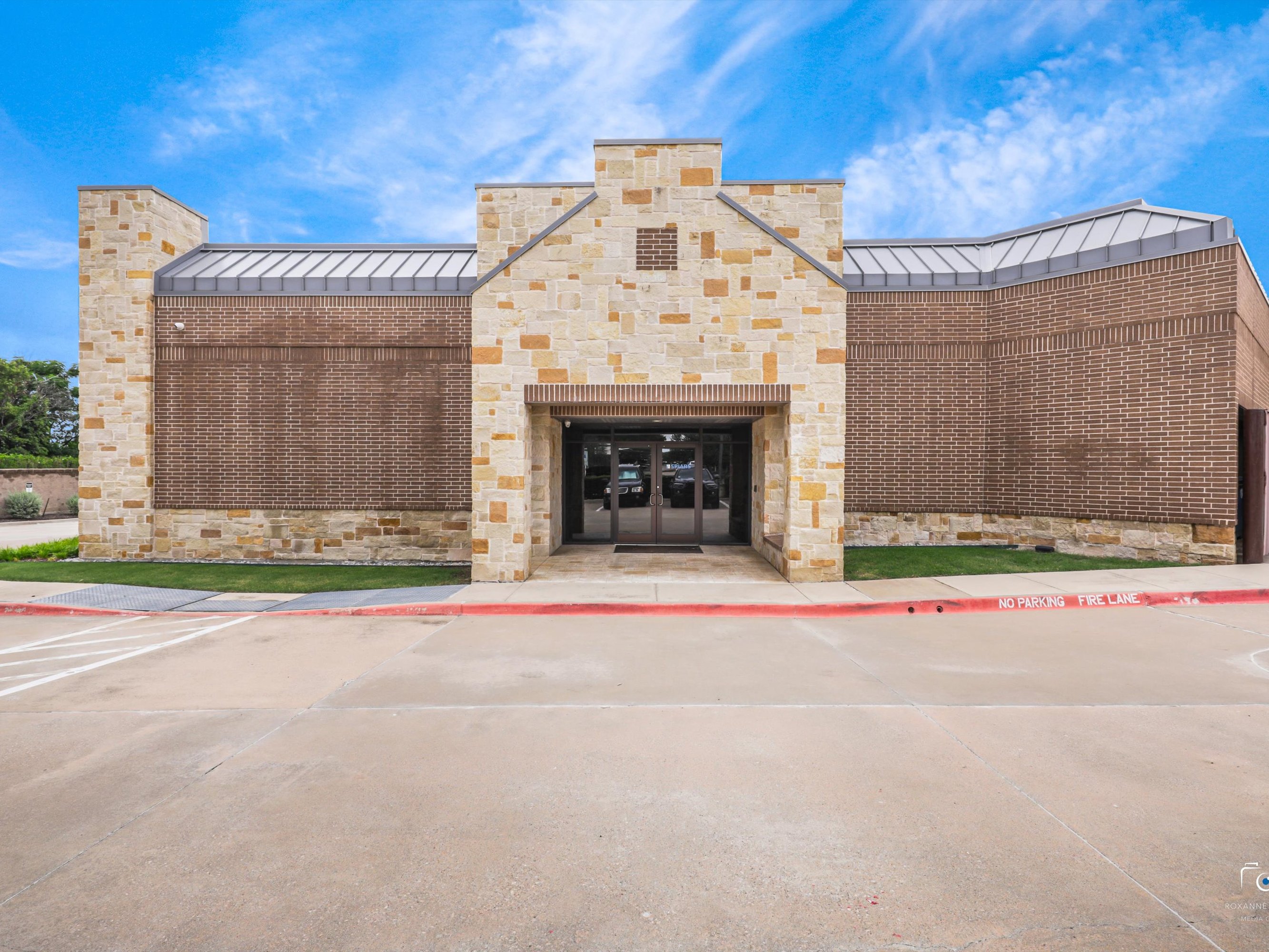 765 Custer Rd, Plano, TX 75075
