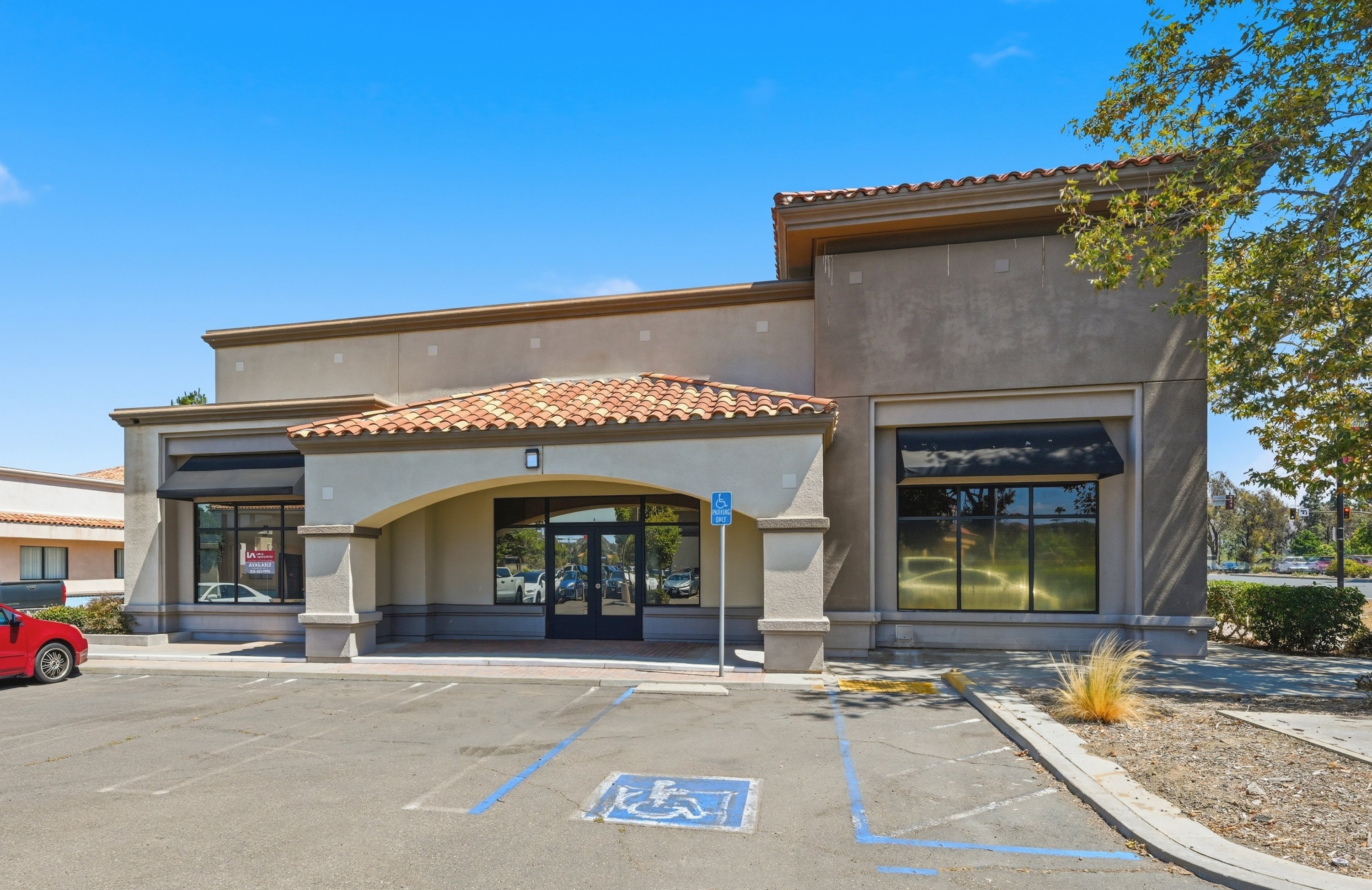 130 Town Center Pkwy, Santee, CA 92071