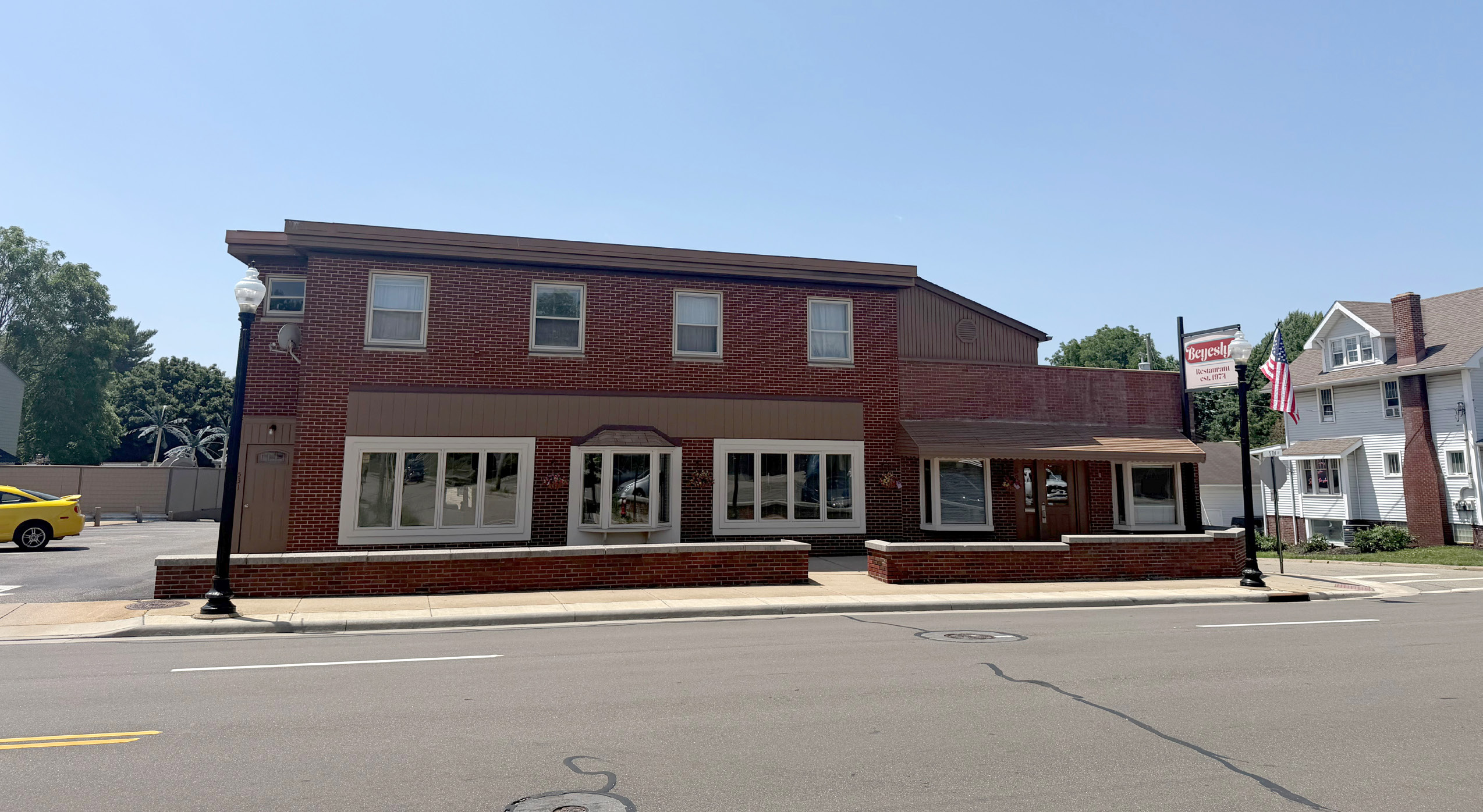 531 N Main St, North Canton, OH 44720