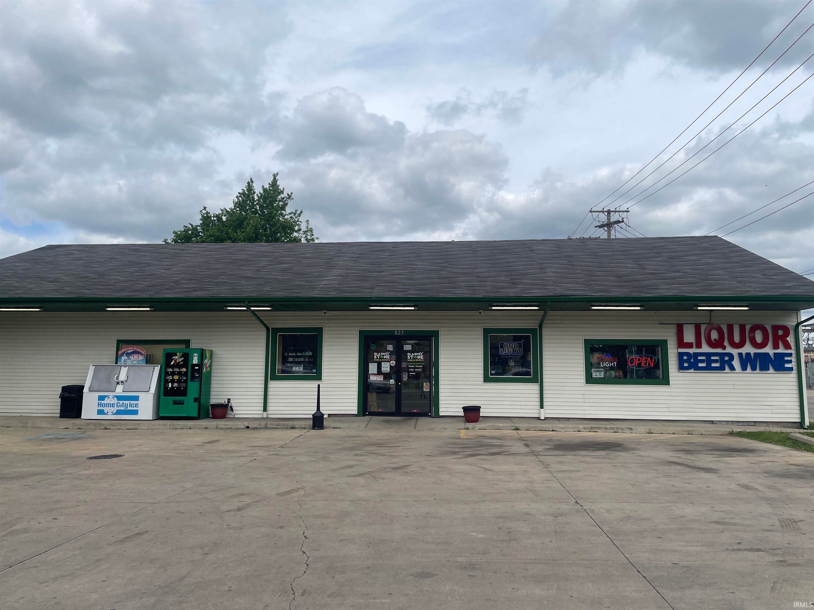 823 Union St, Mishawaka, IN 46544