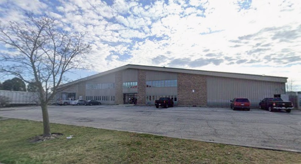 345 Lakewood Ave, Waukegan, IL 60085