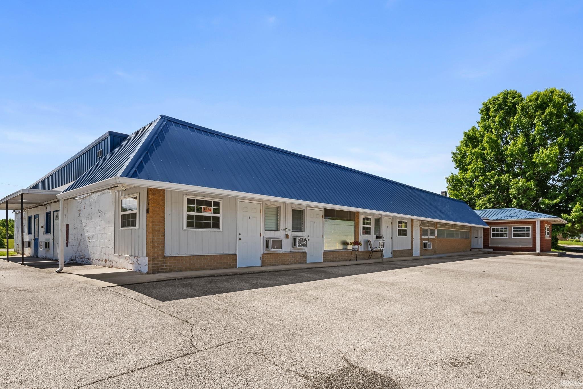 9633 W State Road 56, French Lick, IN 47432