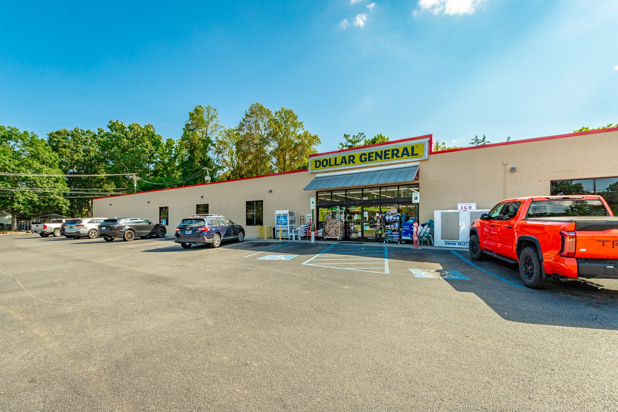 3703 Taft Hwy, Signal Mountain, TN 37377