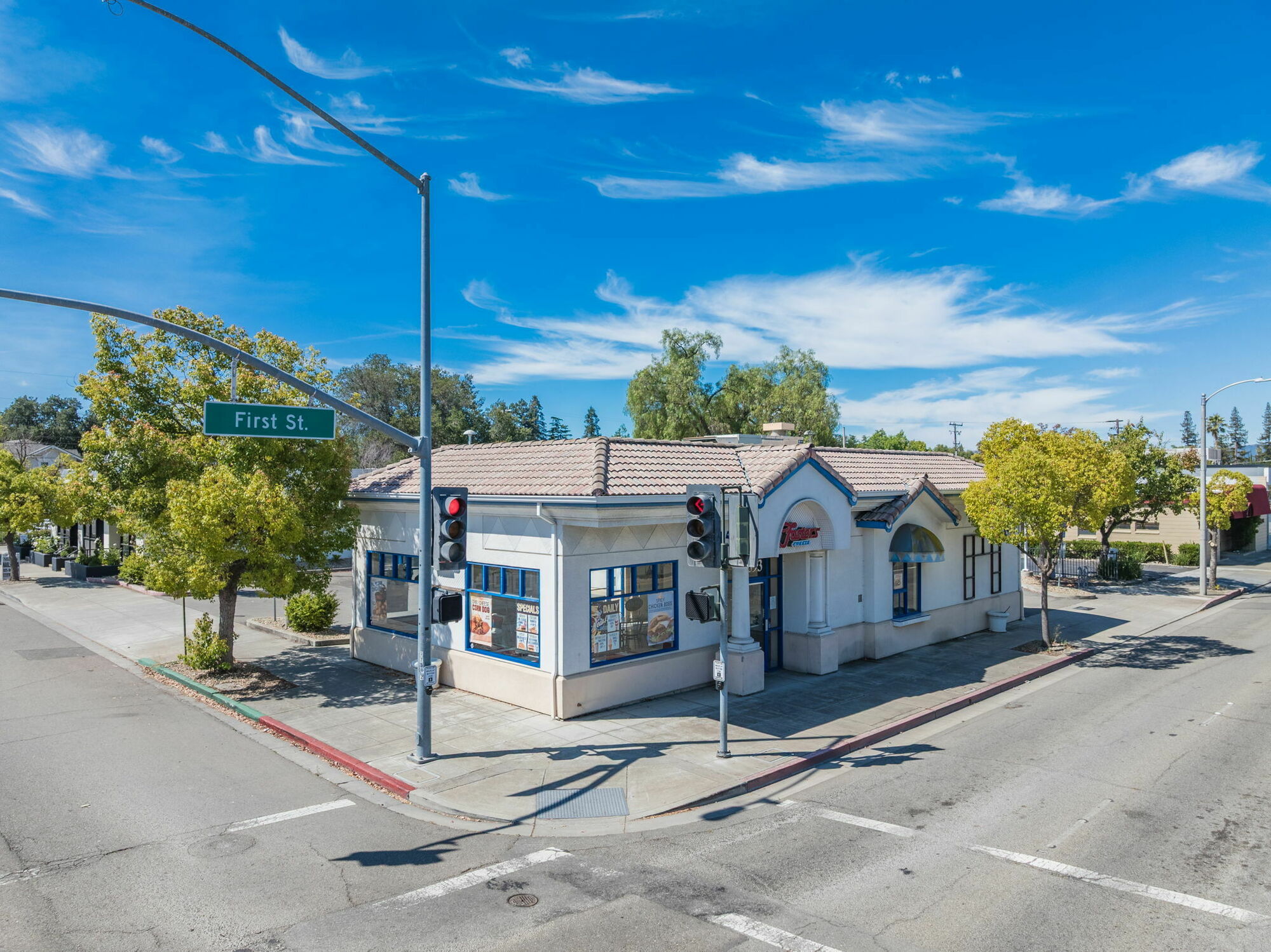 1593 1St St, Livermore, CA 94550