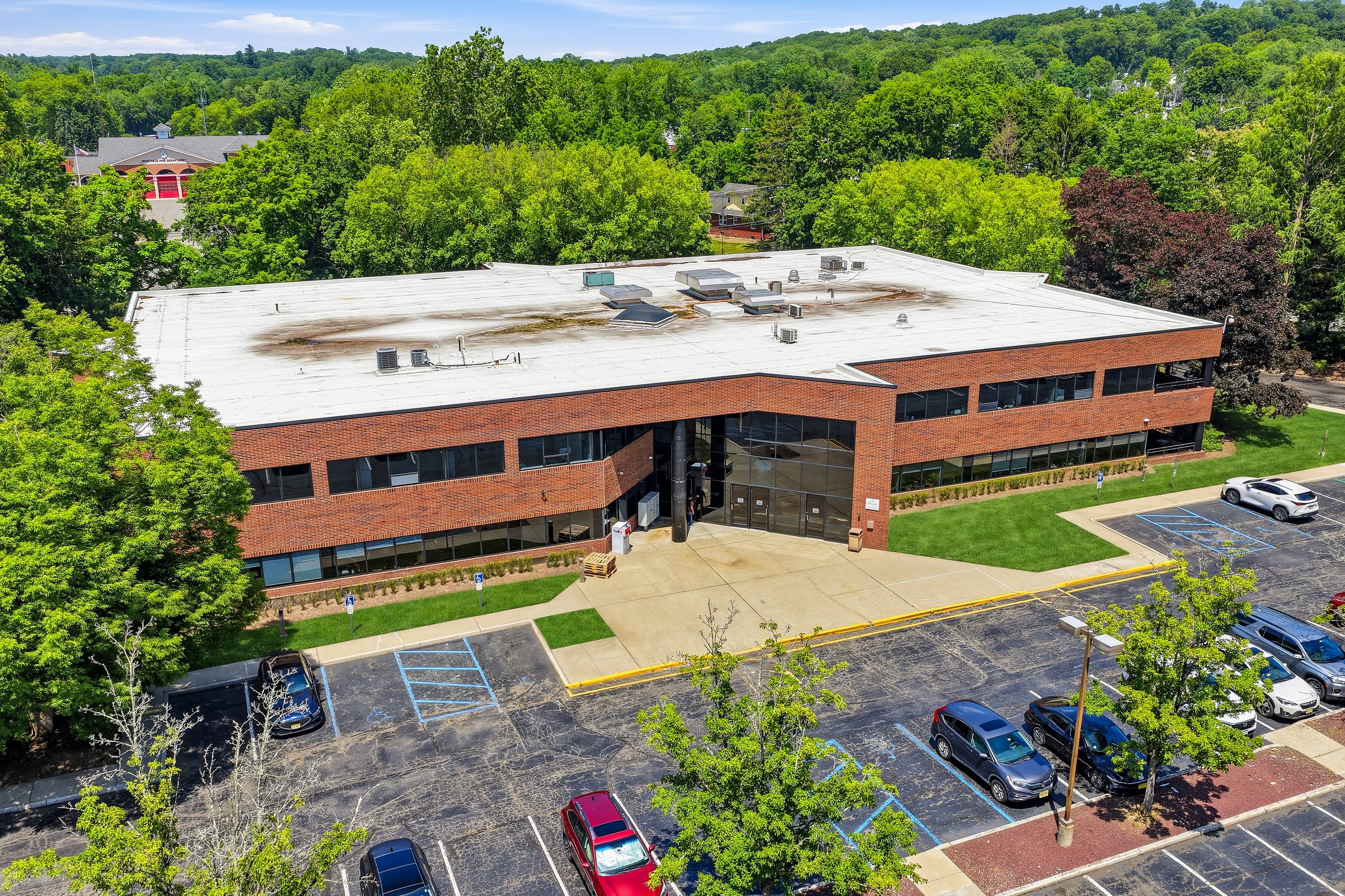 28 West Grand Ave, Montvale, NJ 07645
