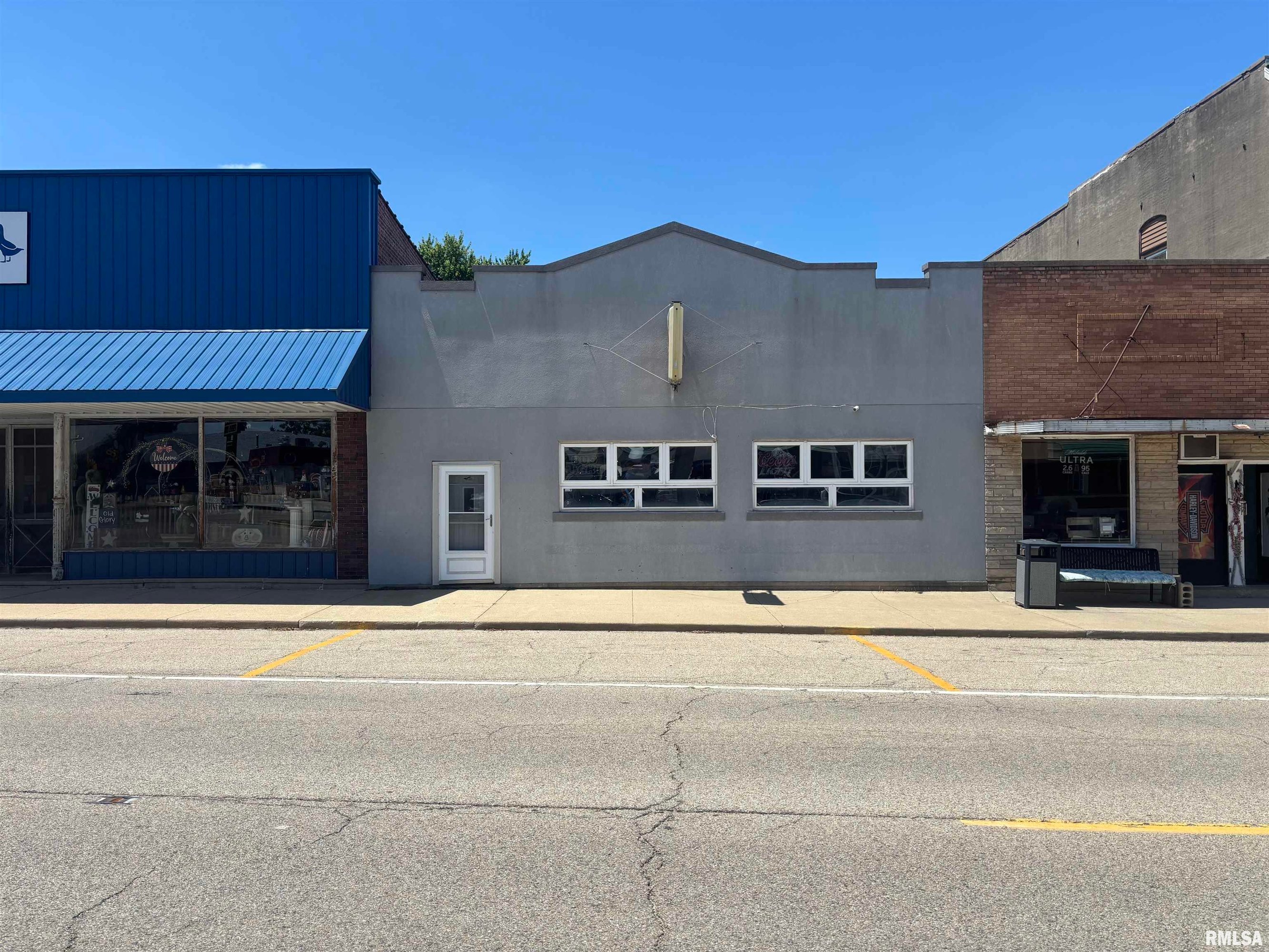 133 S Jefferson St, Washburn, IL 61570