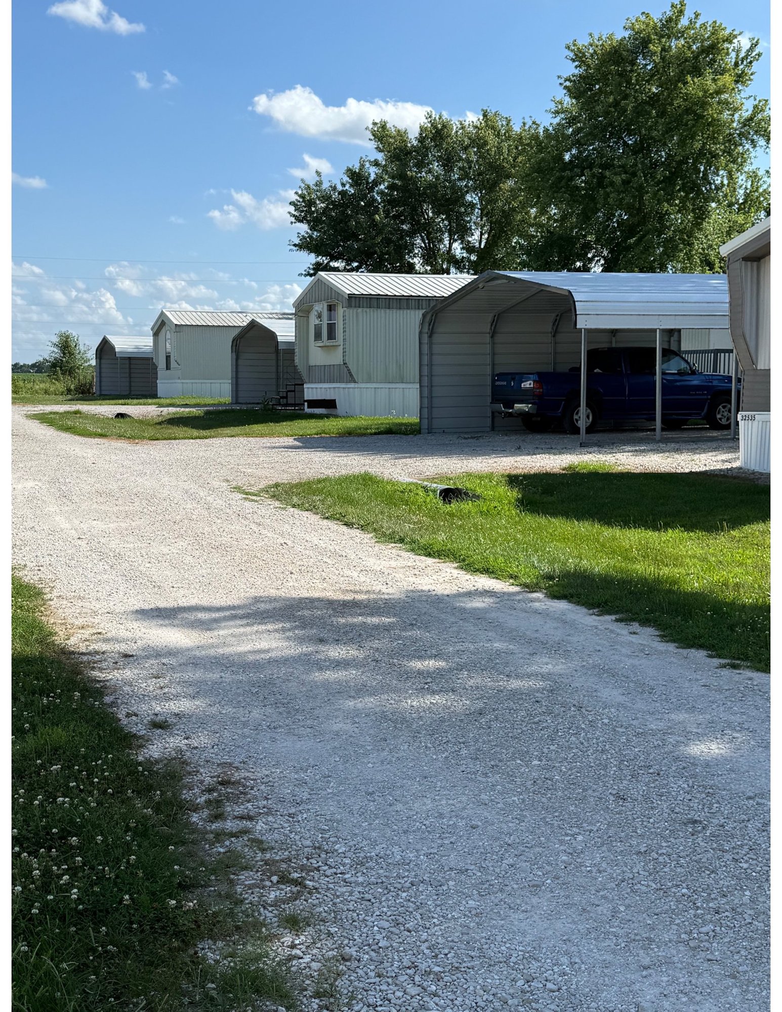 32605 Karina Pl, Macon, MO 63552