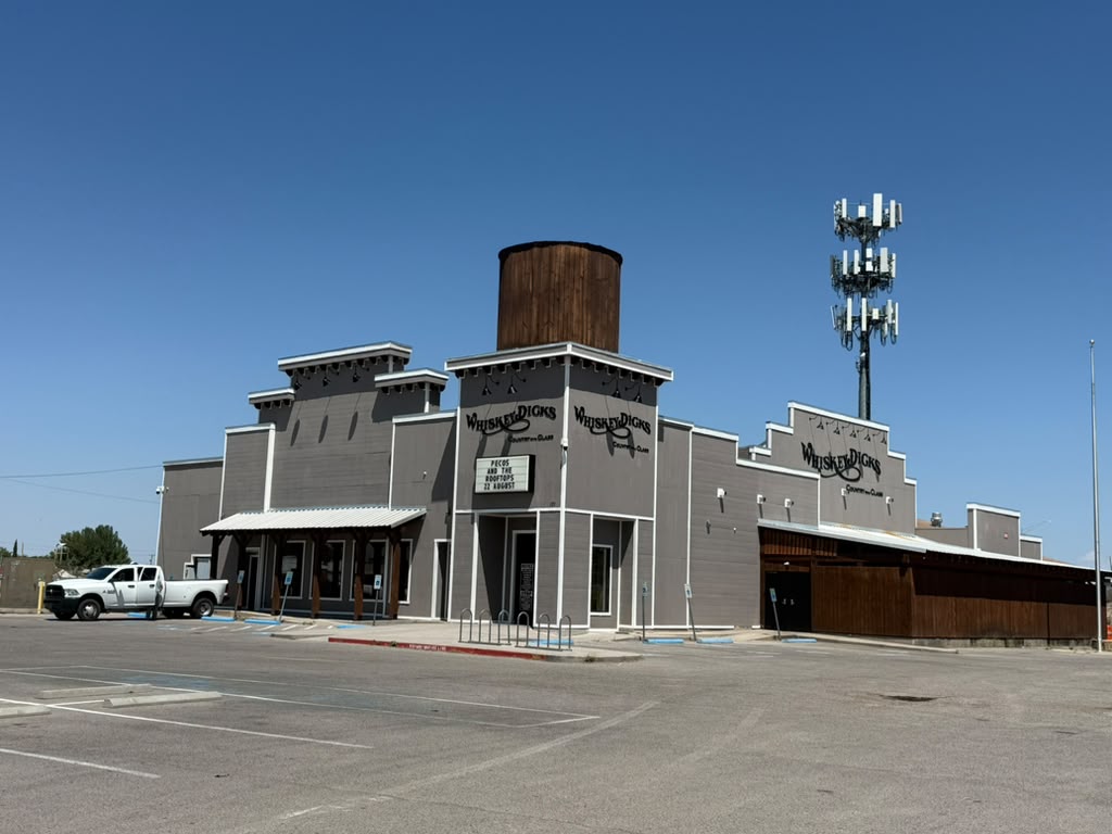 101 Un Ave, Las Cruces, NM 88005
