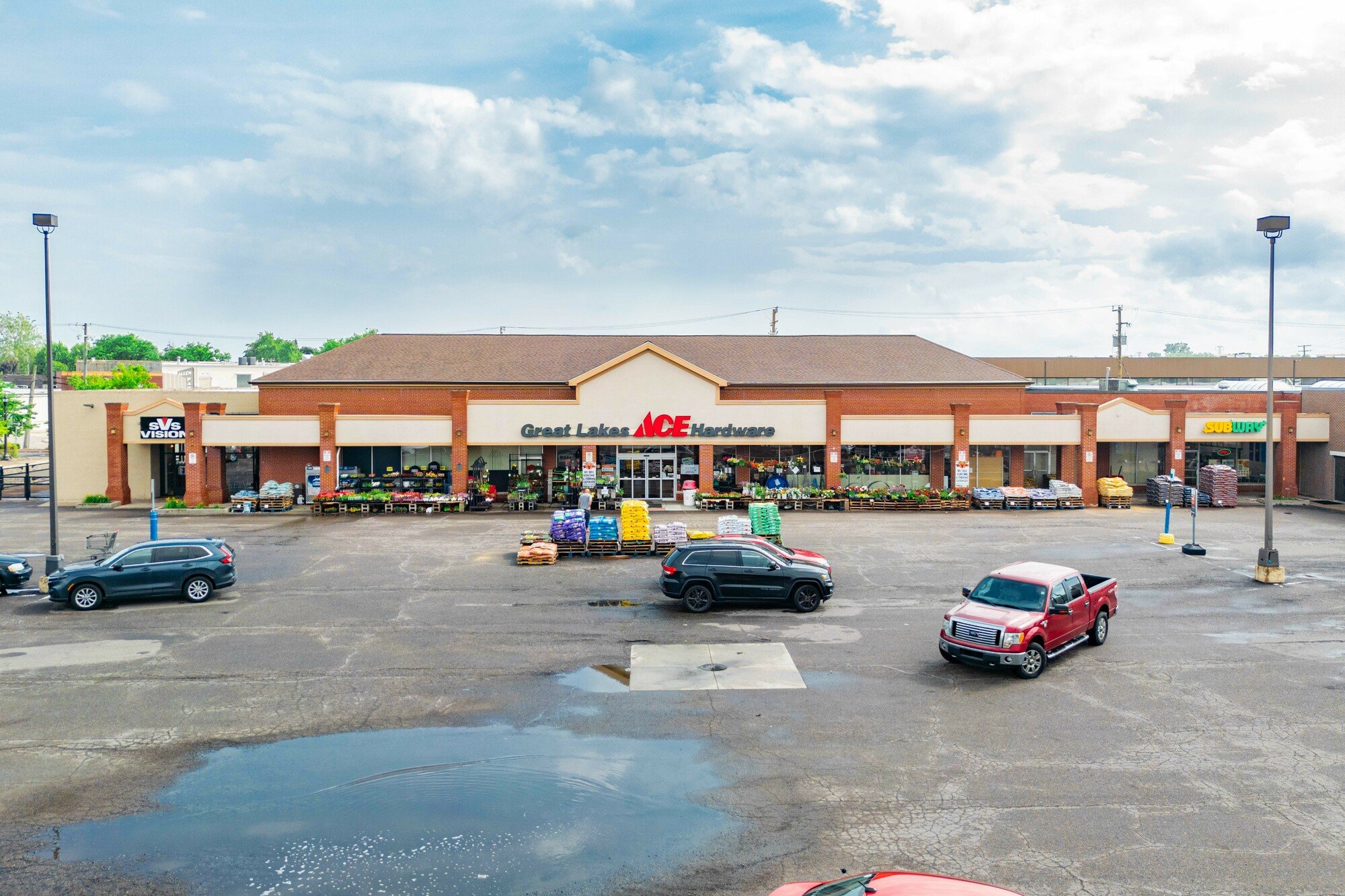 15801-15861 Southfield Rd, Allen Park, MI 48101