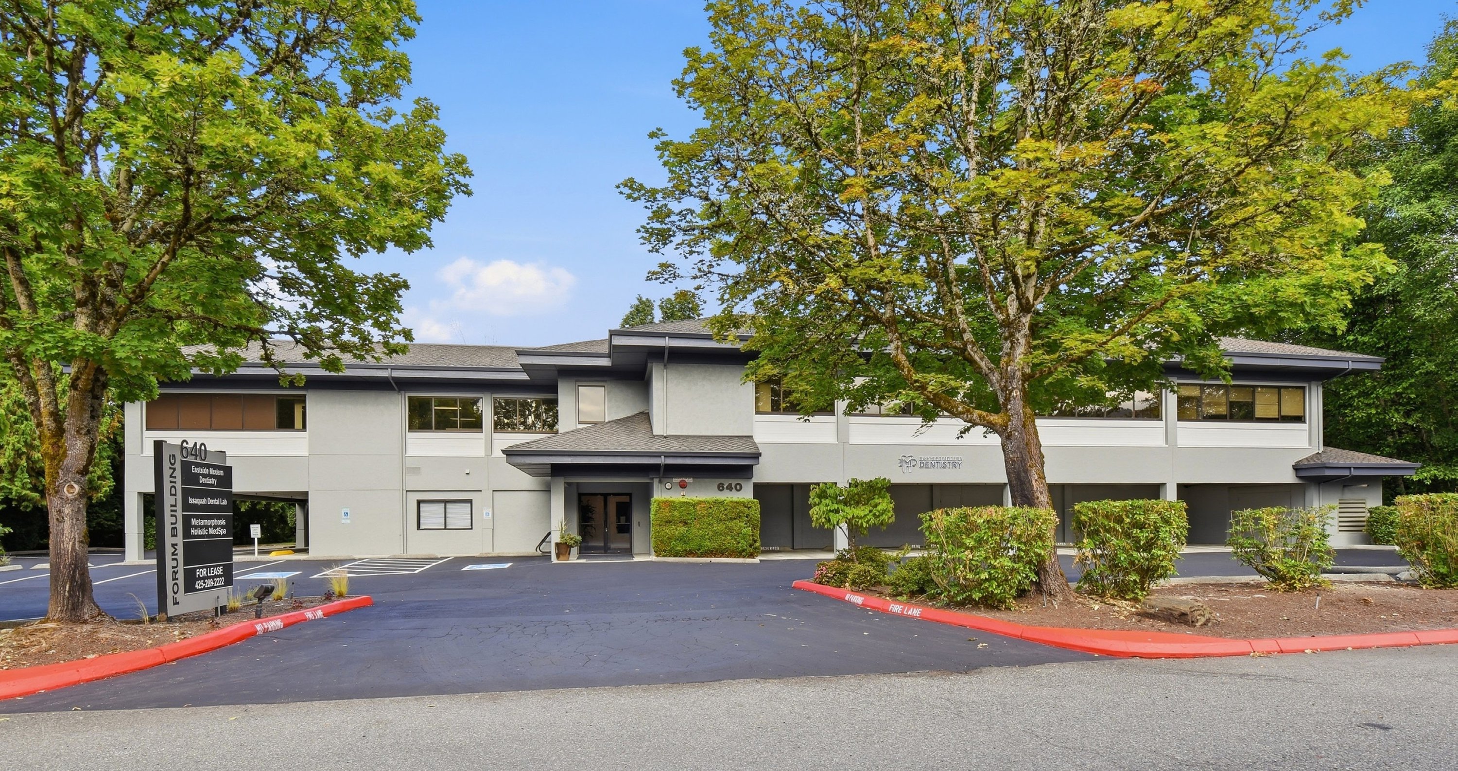 640 Gilman Blvd, Issaquah, WA 98027-2476
