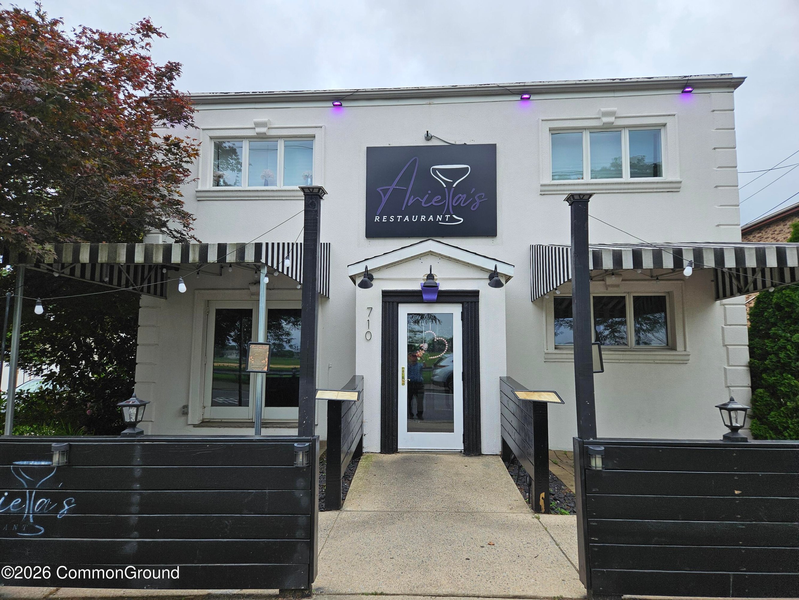 710 New Dorp Ln, Staten Island, NY 10306