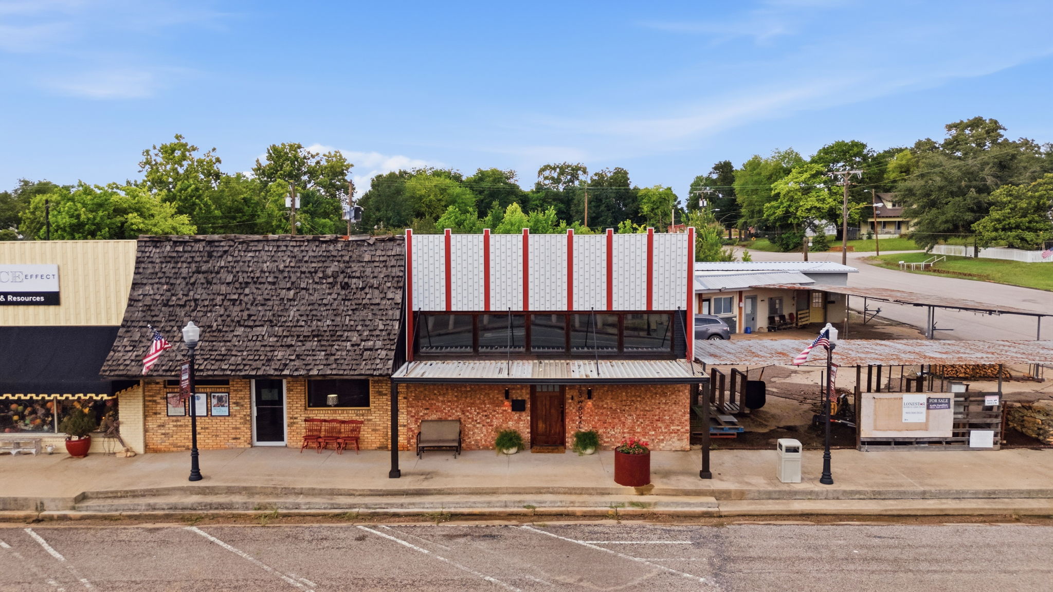 103 West Duval St, Troup, TX 75789