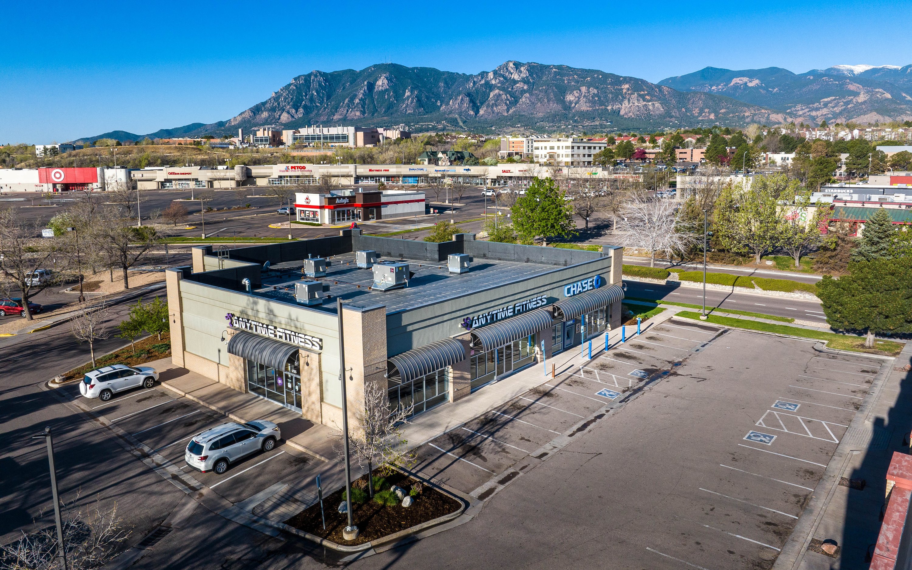 1783 East Cheyenne Mountain Blvd, Colorado Springs, CO 80906