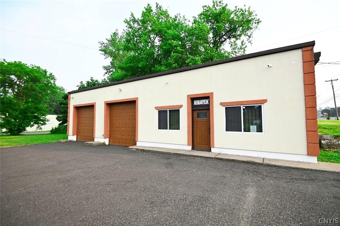 2164 Broad St, Utica, NY 13501