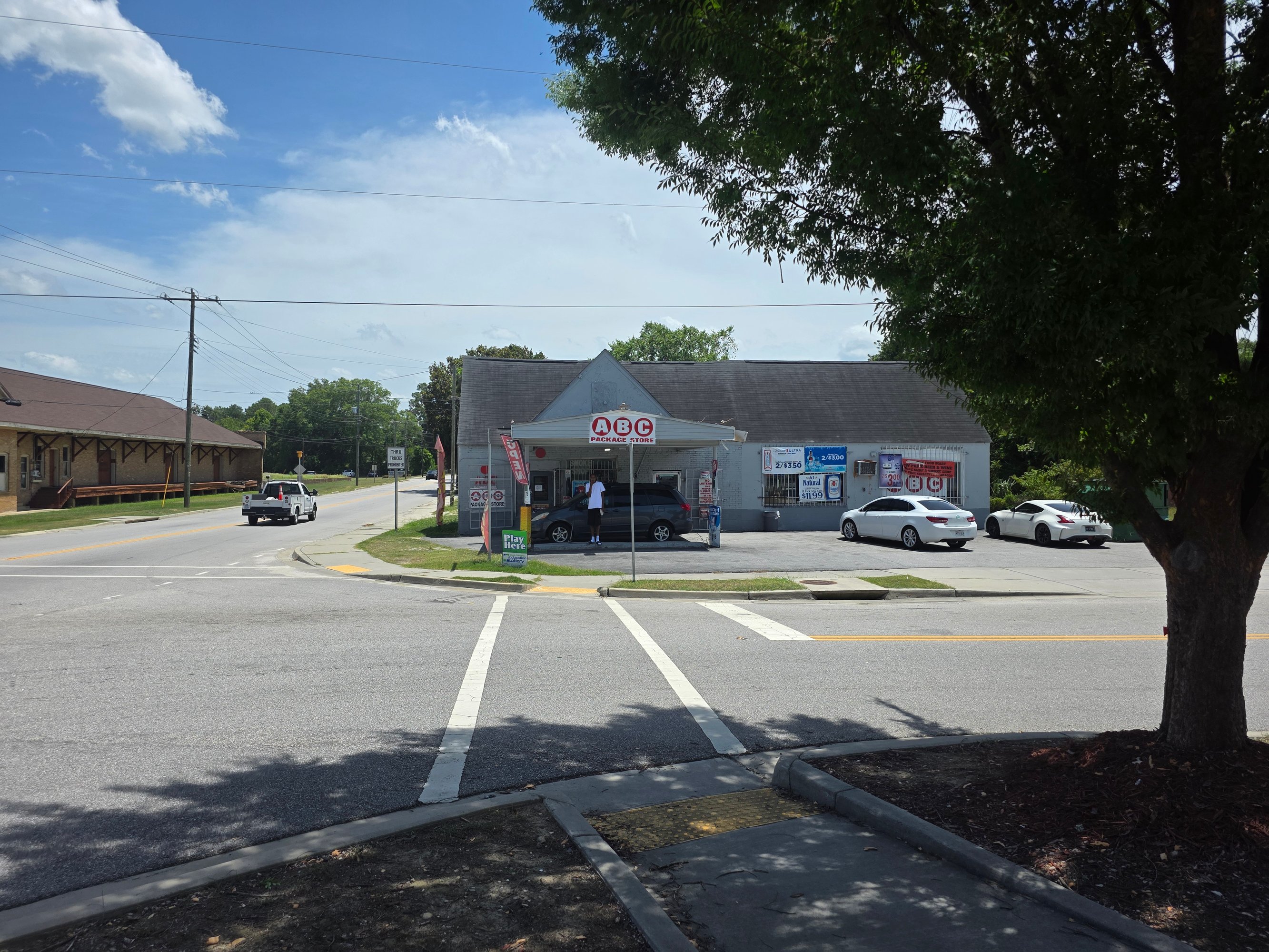 120 E Main St, Timmonsville, SC 29161