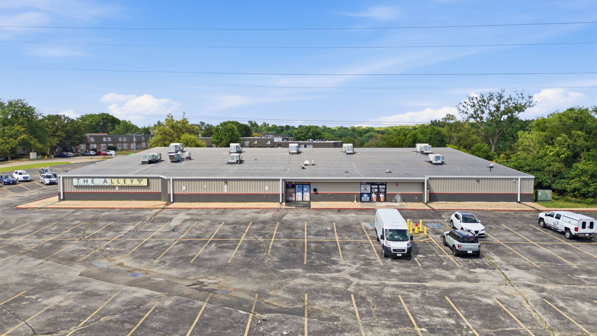 601 Chateau Dr, Bellevue, NE 68005