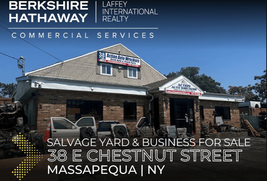 38 E Chestnut St, Massapequa, NY 28653