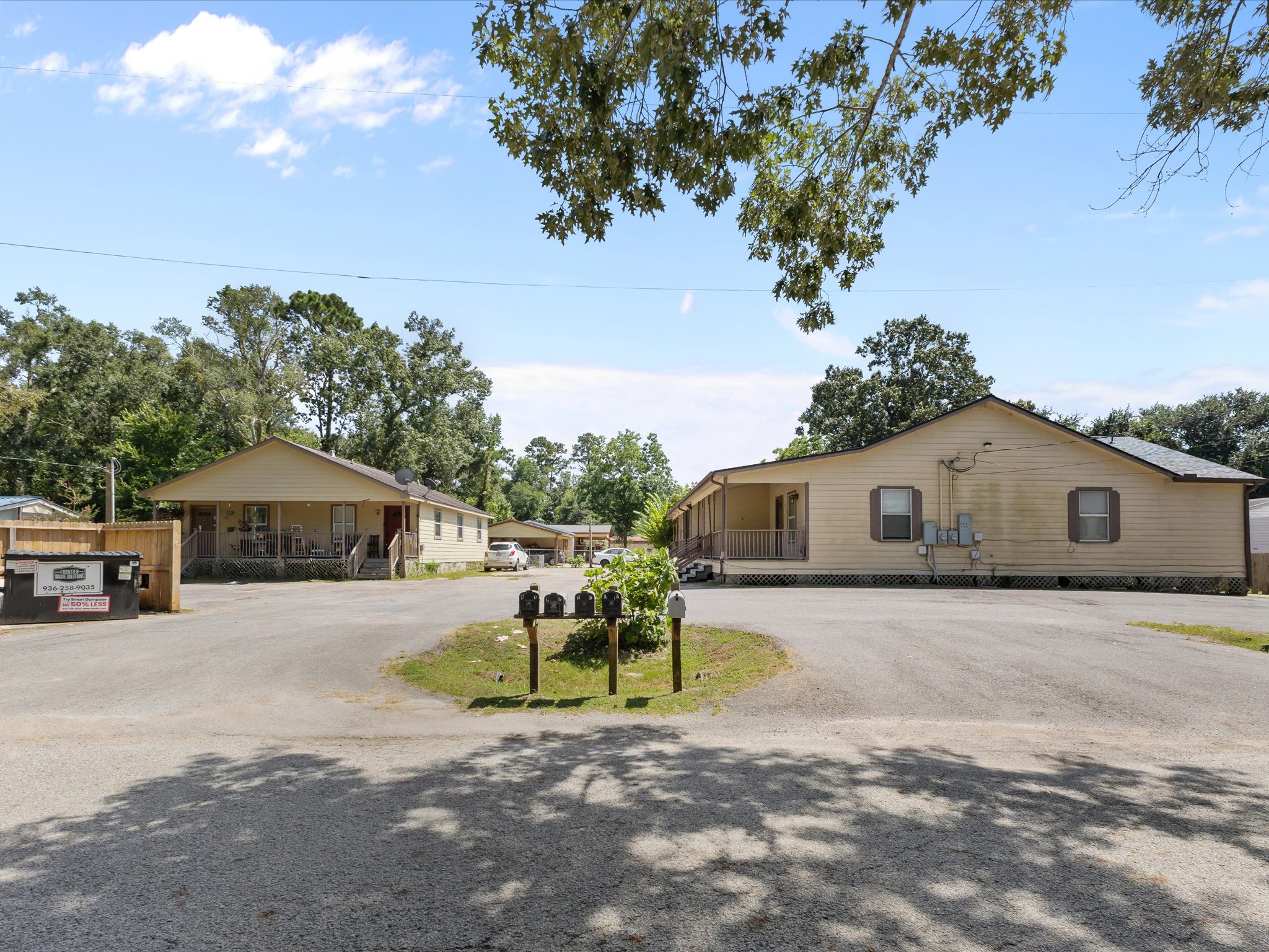 25030 Twin Oaks Dr, New Caney, TX 77357