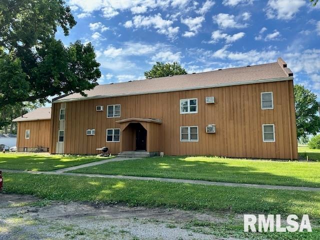 102 Elm St, Dawson, IL 62520