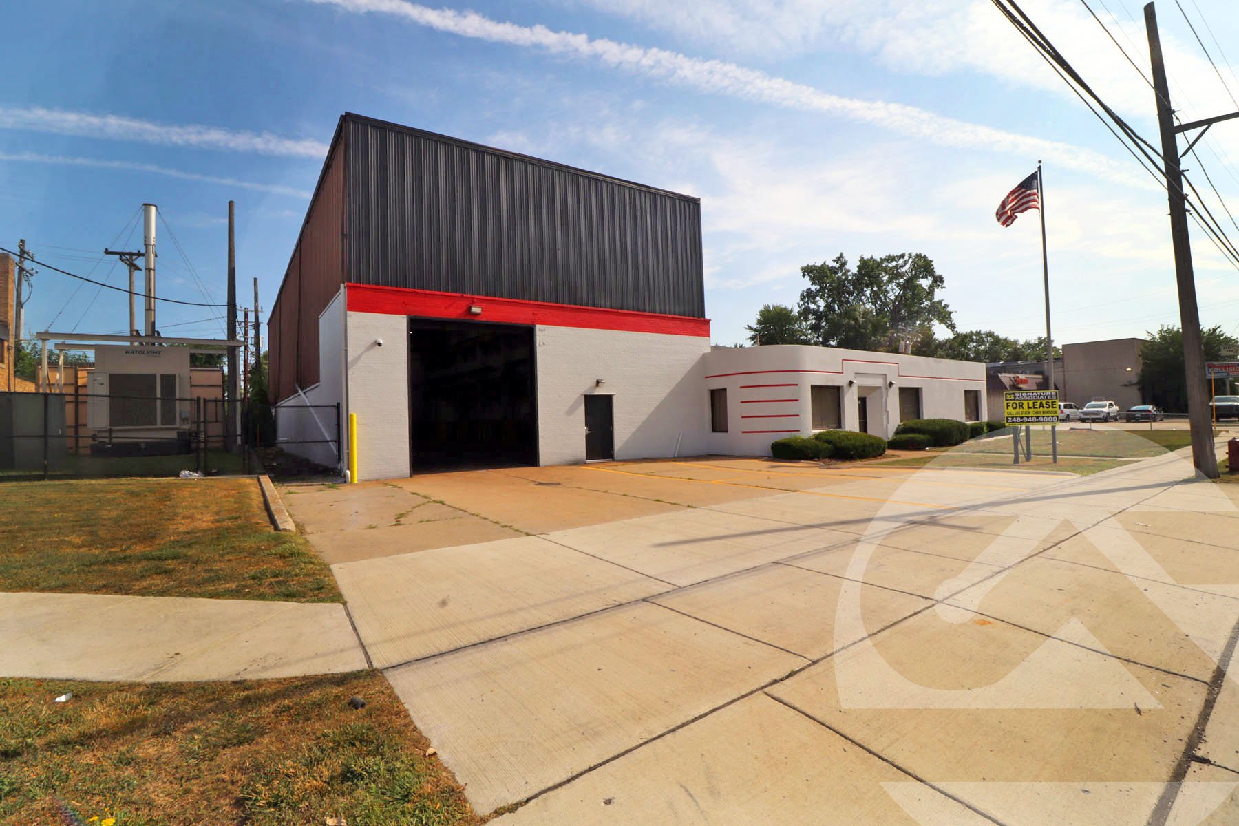 14551 E 9 Mile Rd, Eastpointe, MI 48021
