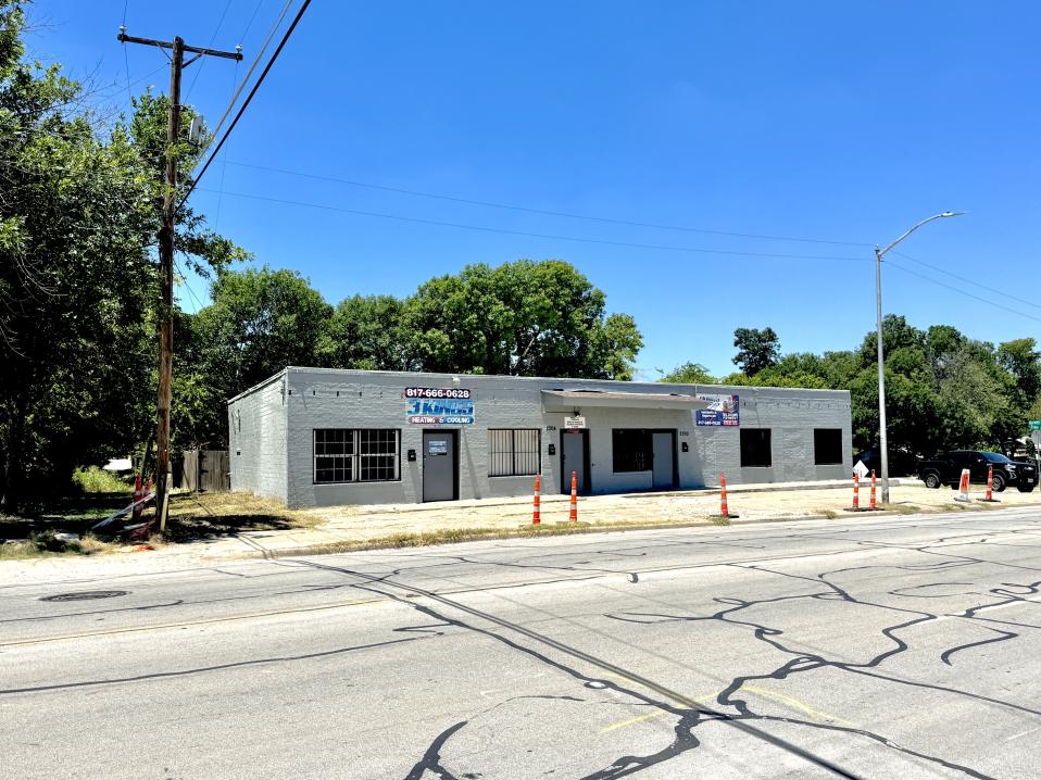 2300 Evans Ave, Fort Worth, TX 76104