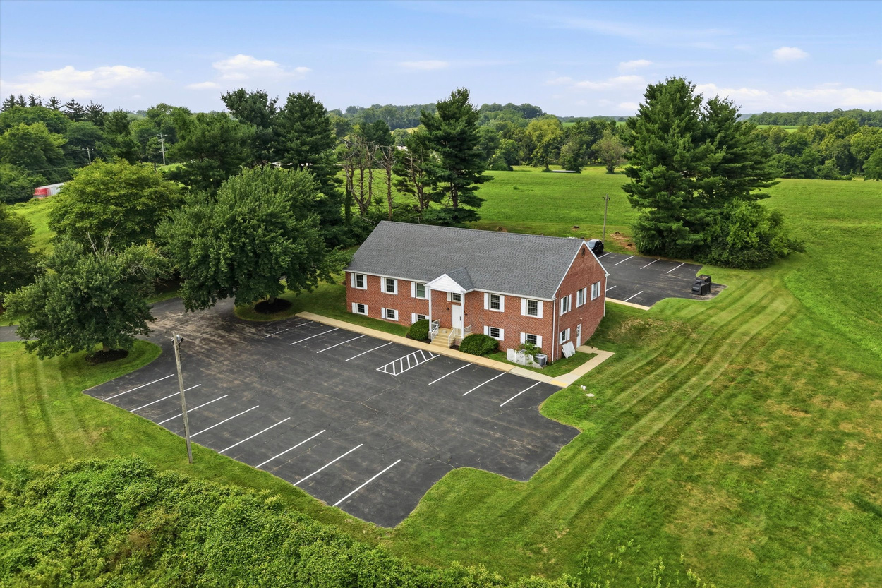 1284 Gap Newport Pike, Avondale, PA 19311