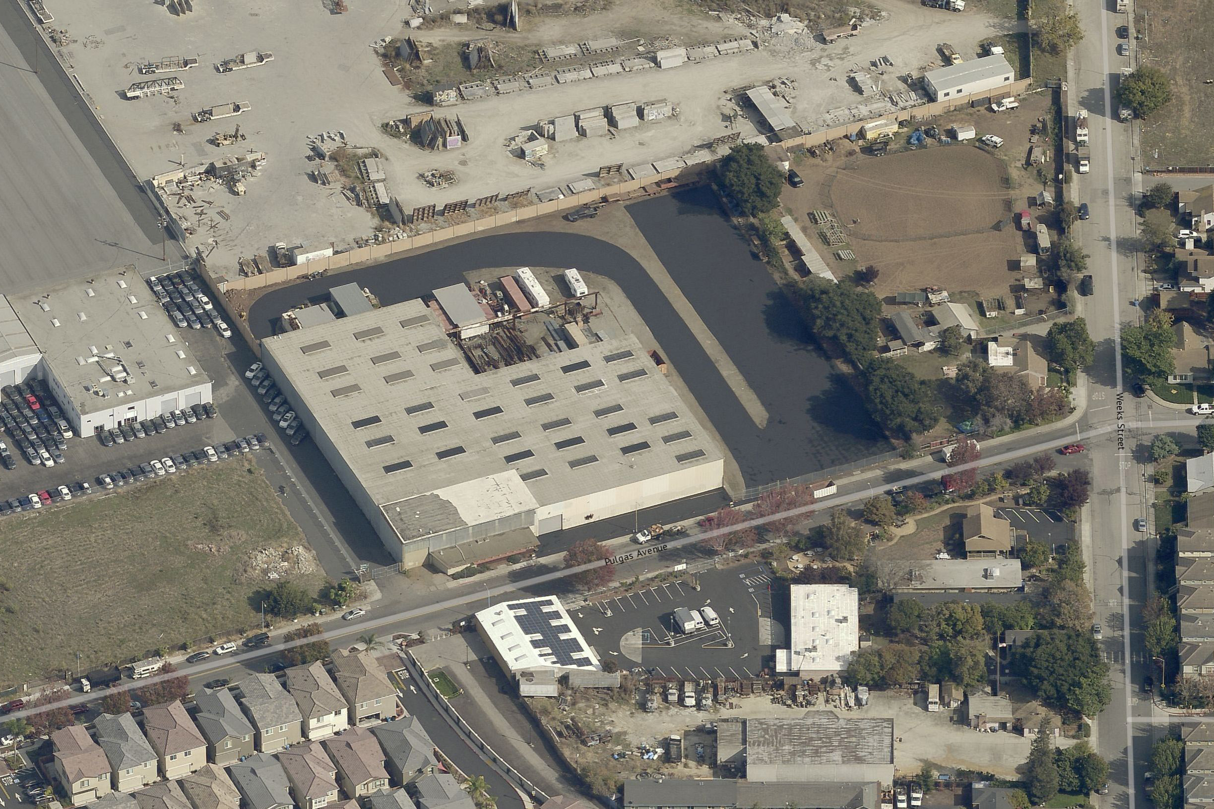 2450 Pulgas Ave, East Palo Alto, CA 94303