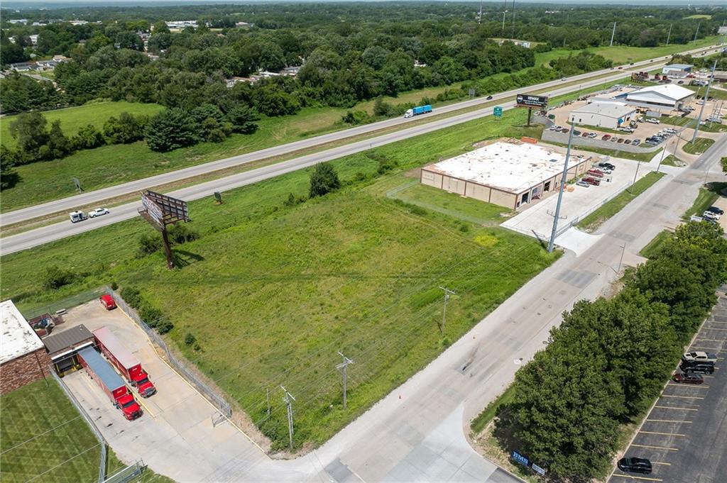 3702 South Leonard Rd, Saint Joseph, MO 64503