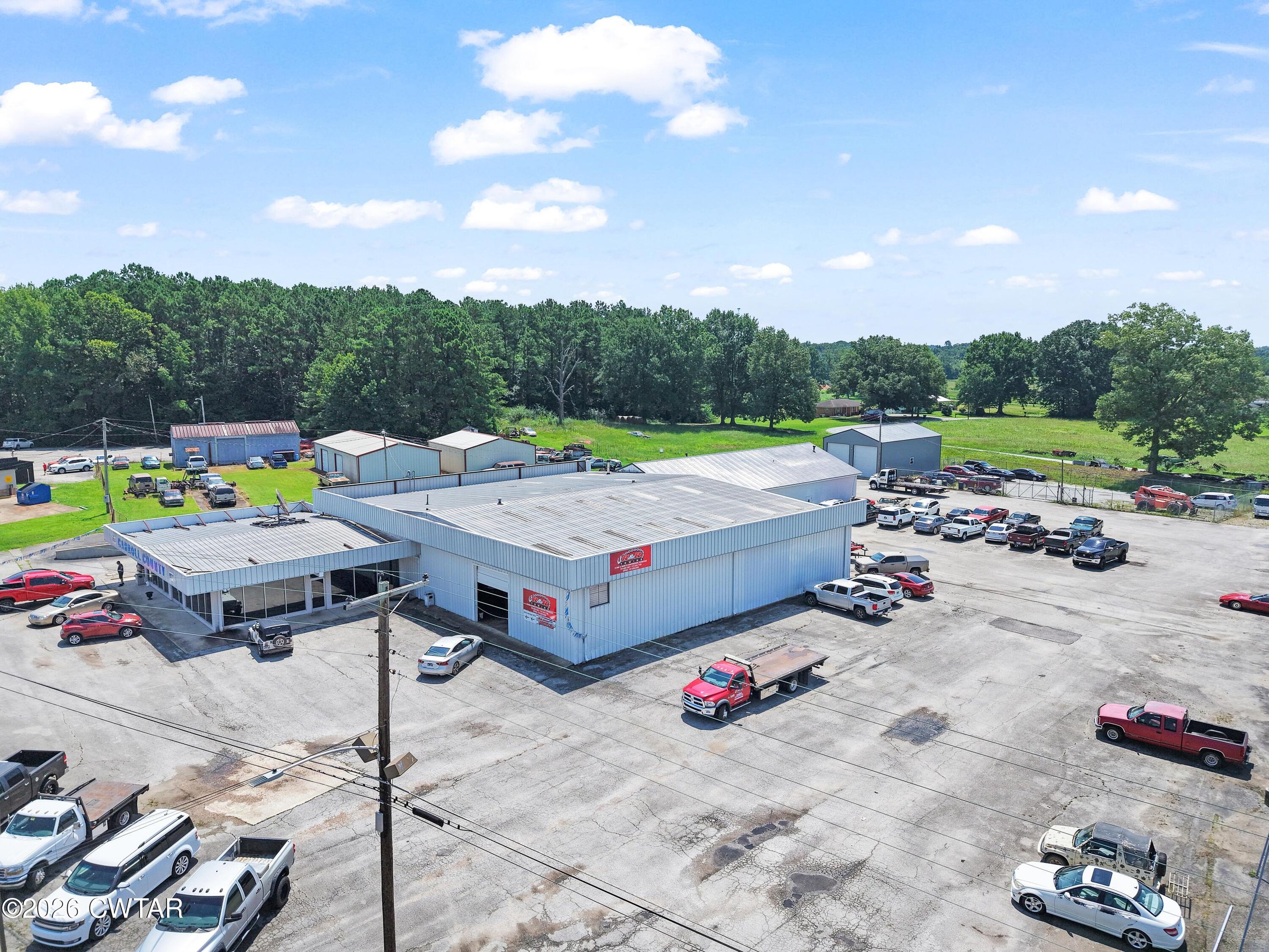 21380 E Main St E, Huntingdon, TN 38344