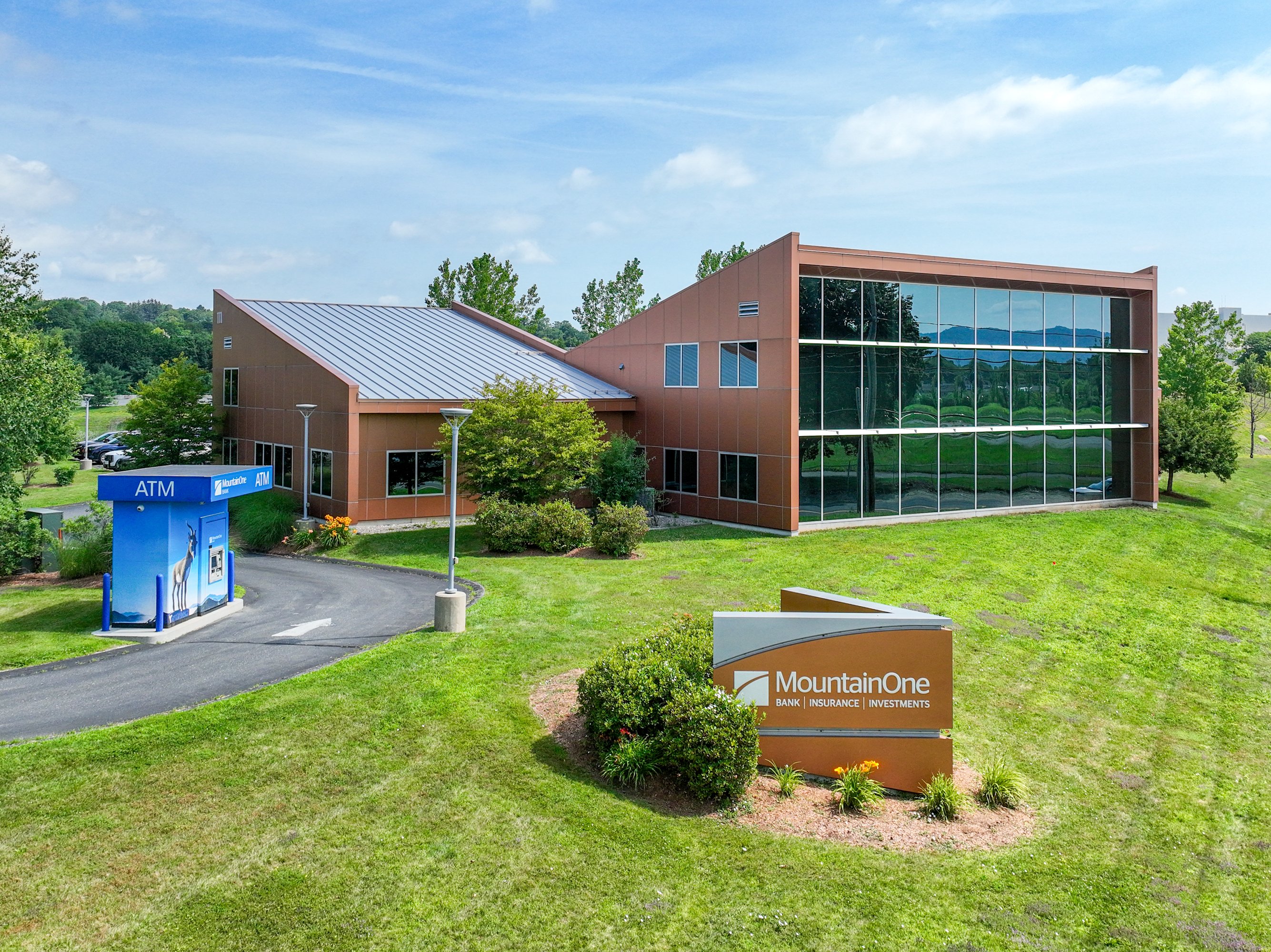 111 Silver Lake Blvd, Pittsfield, MA 01201