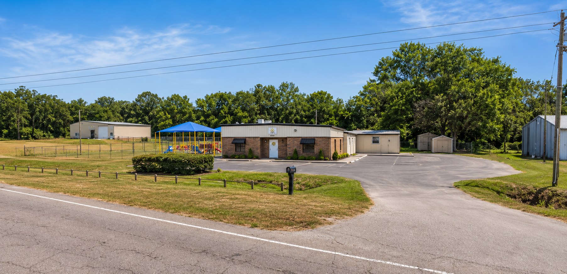 4215 Thomas Sumter Hwy, Dalzell, SC 29040