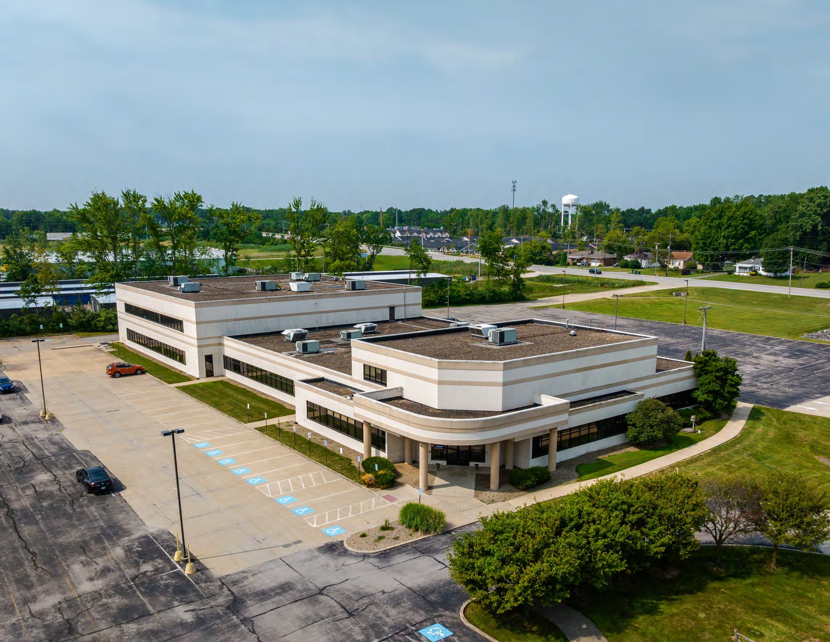 1230 Park Ave, Amherst, OH 44001