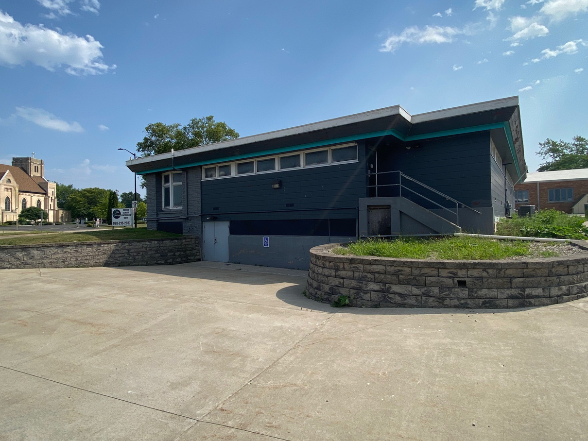 218 Washington St, Menasha, WI 54952