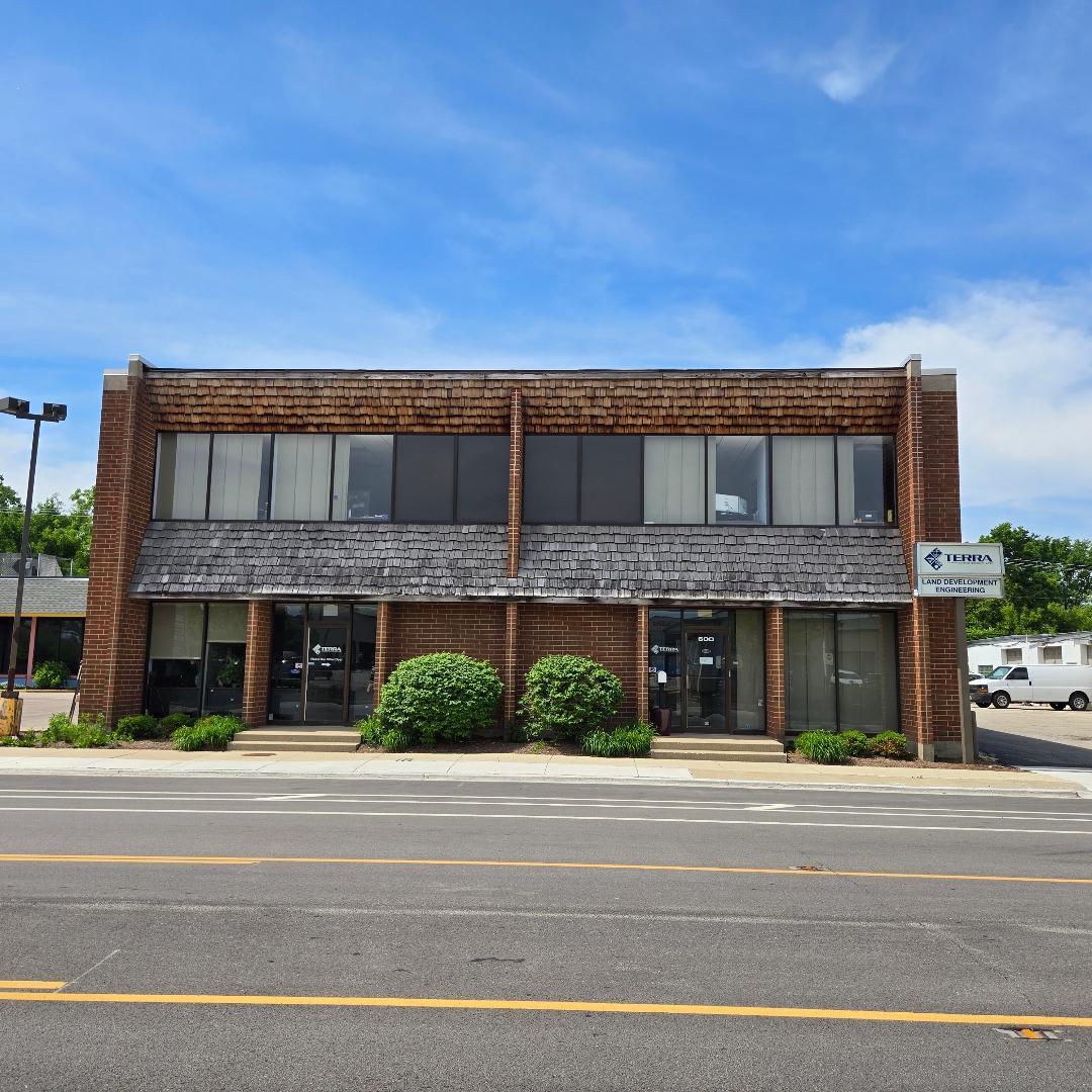 600 Busse Hwy, Park Ridge, IL 60068