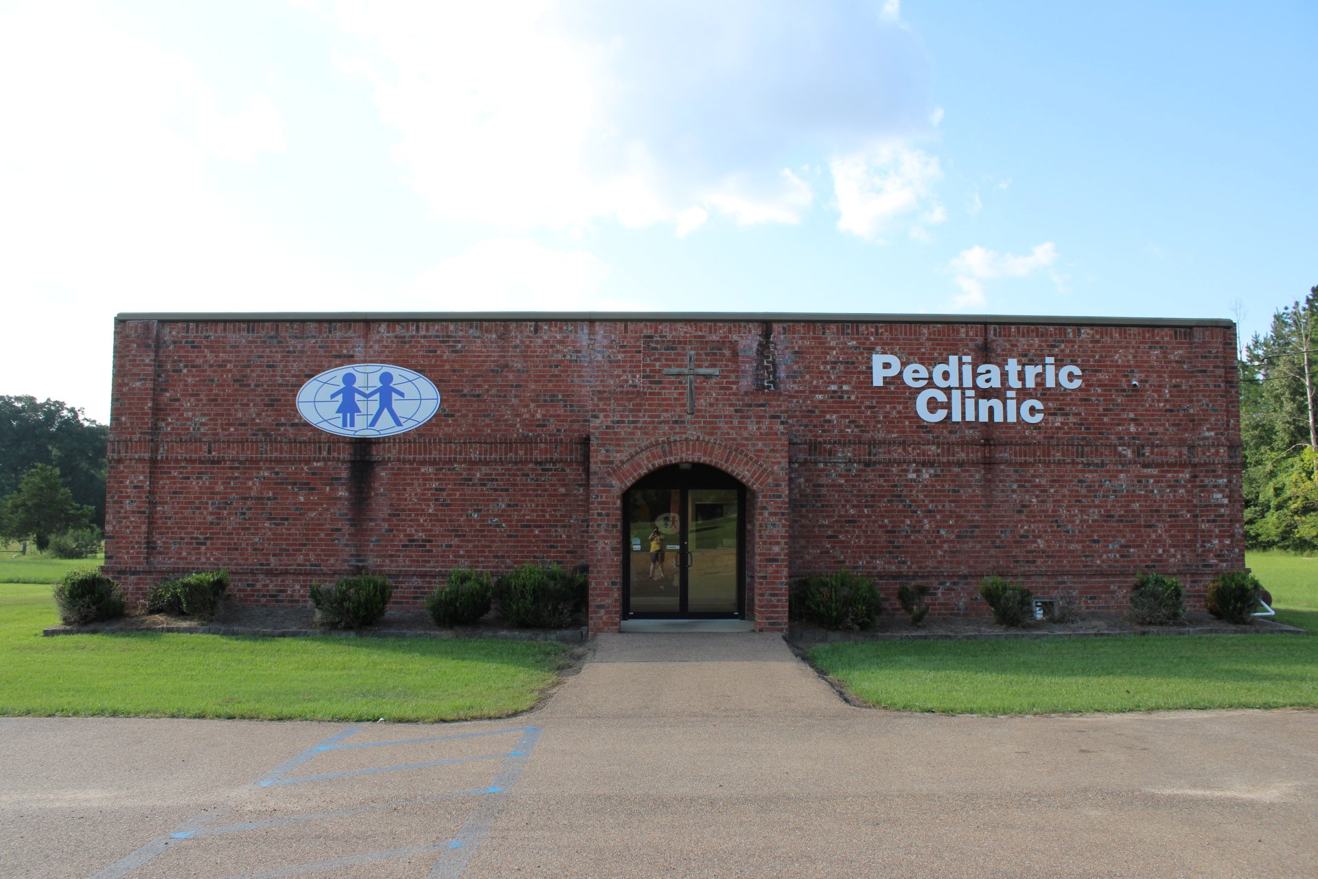 3016 Highway 80, Morton, MS 39117
