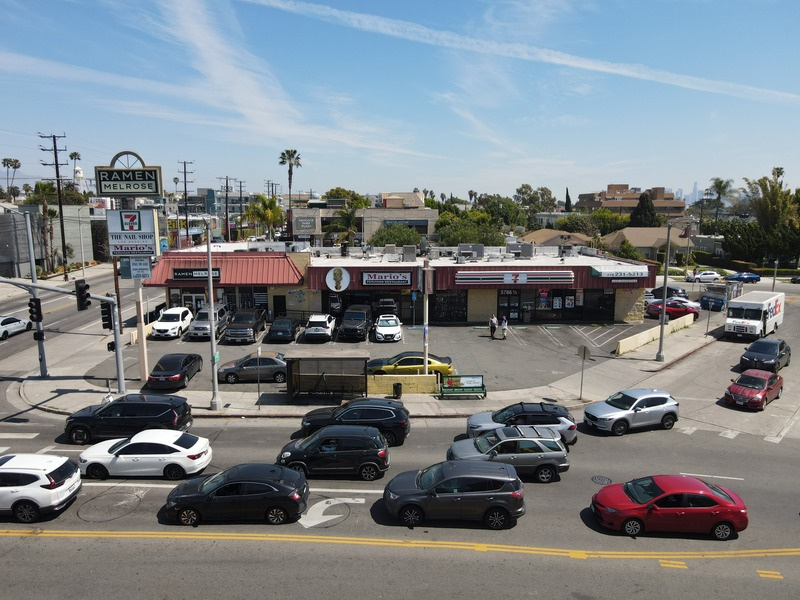5784 Melrose Ave, Los Angeles, CA 90038