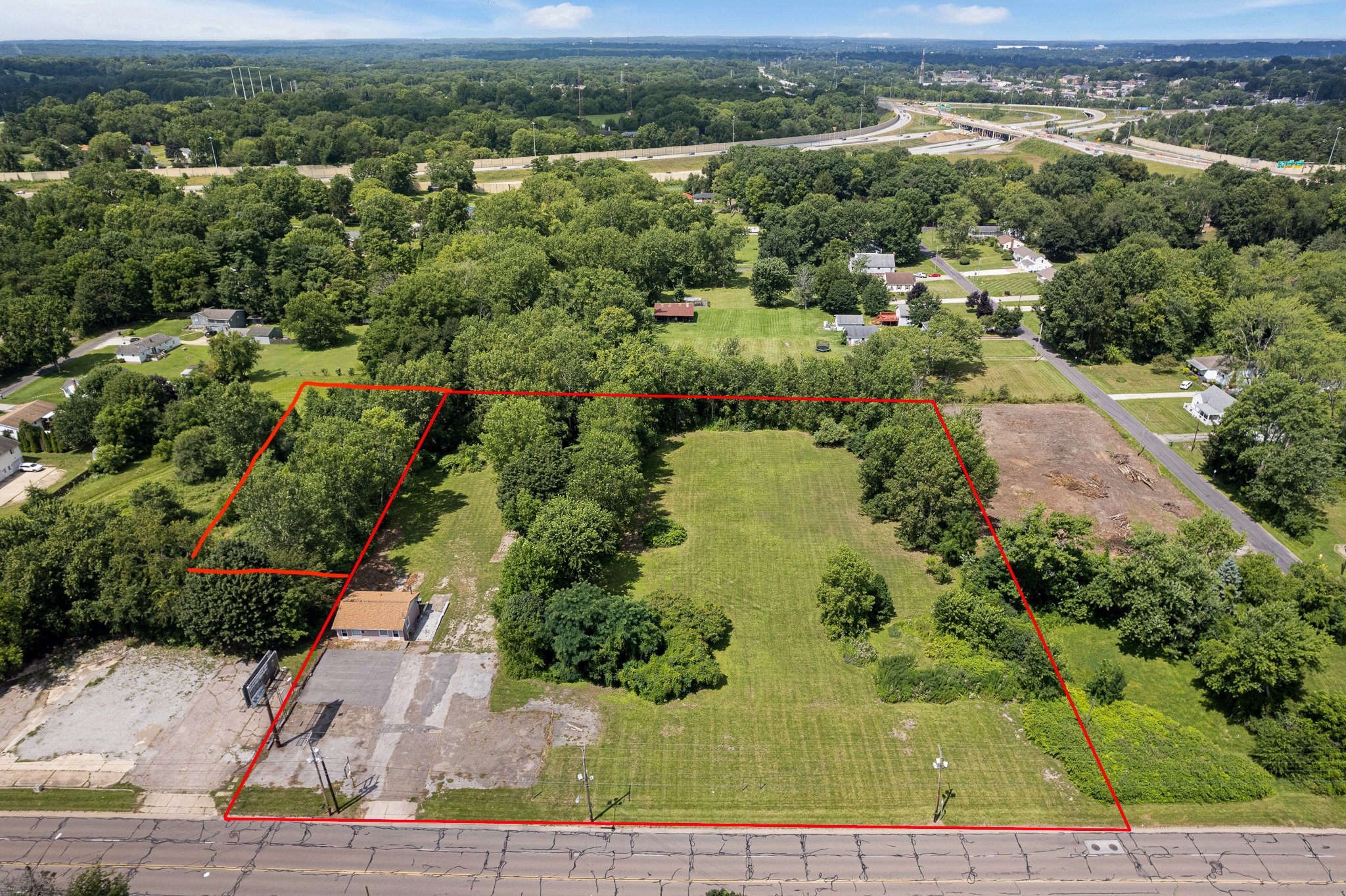 1818 S Arlington St, Akron, OH 44306
