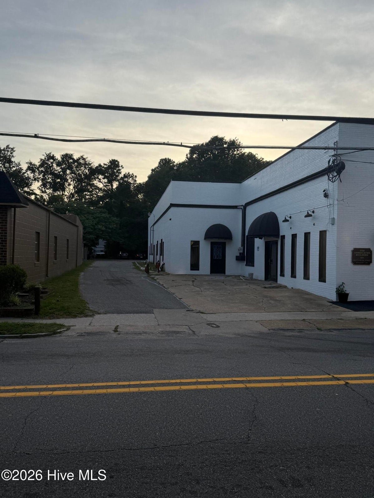 305 Rd St, Elizabeth City, NC 27909-4786