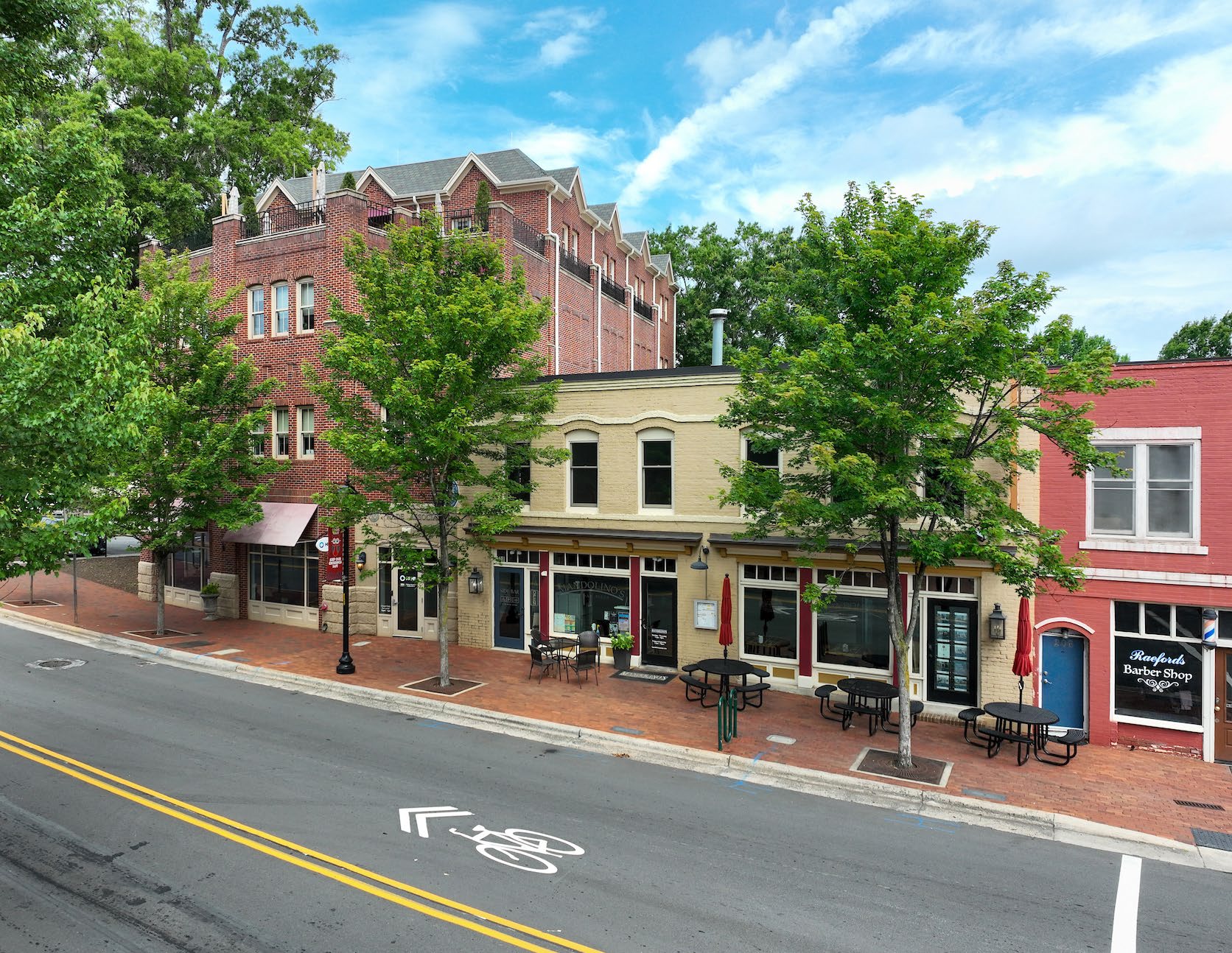 206 S Main St, Davidson, NC 28036