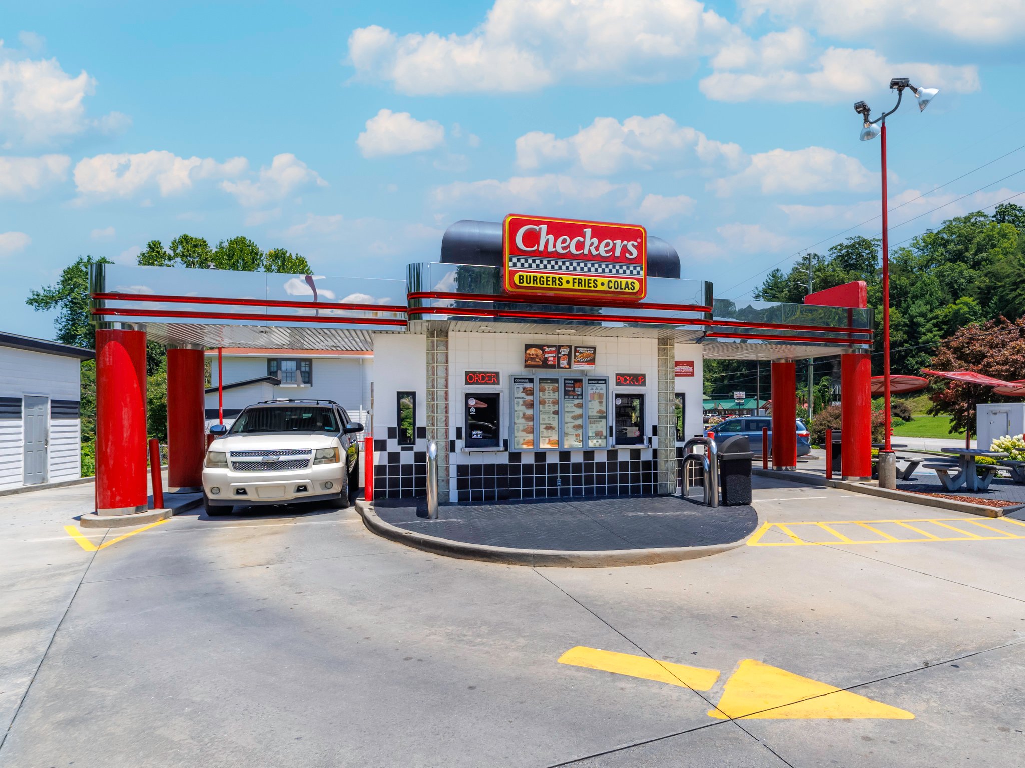 786 Highway 441, Clayton, GA 30525