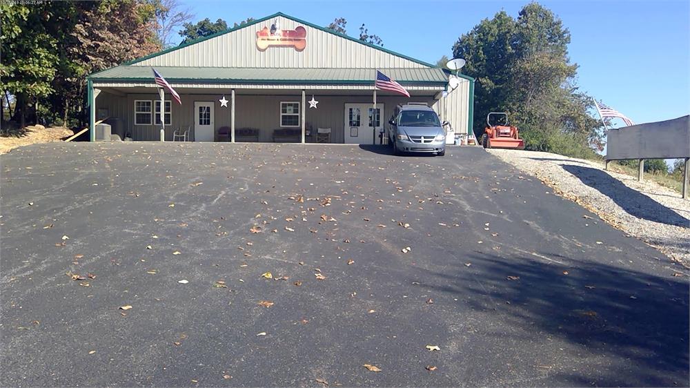 5330 East 1250 South, Haubstadt, IN 47639