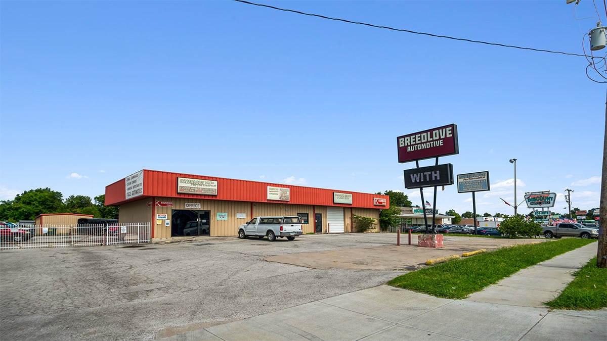 1220 South Memorial Dr, Tulsa, OK 74112